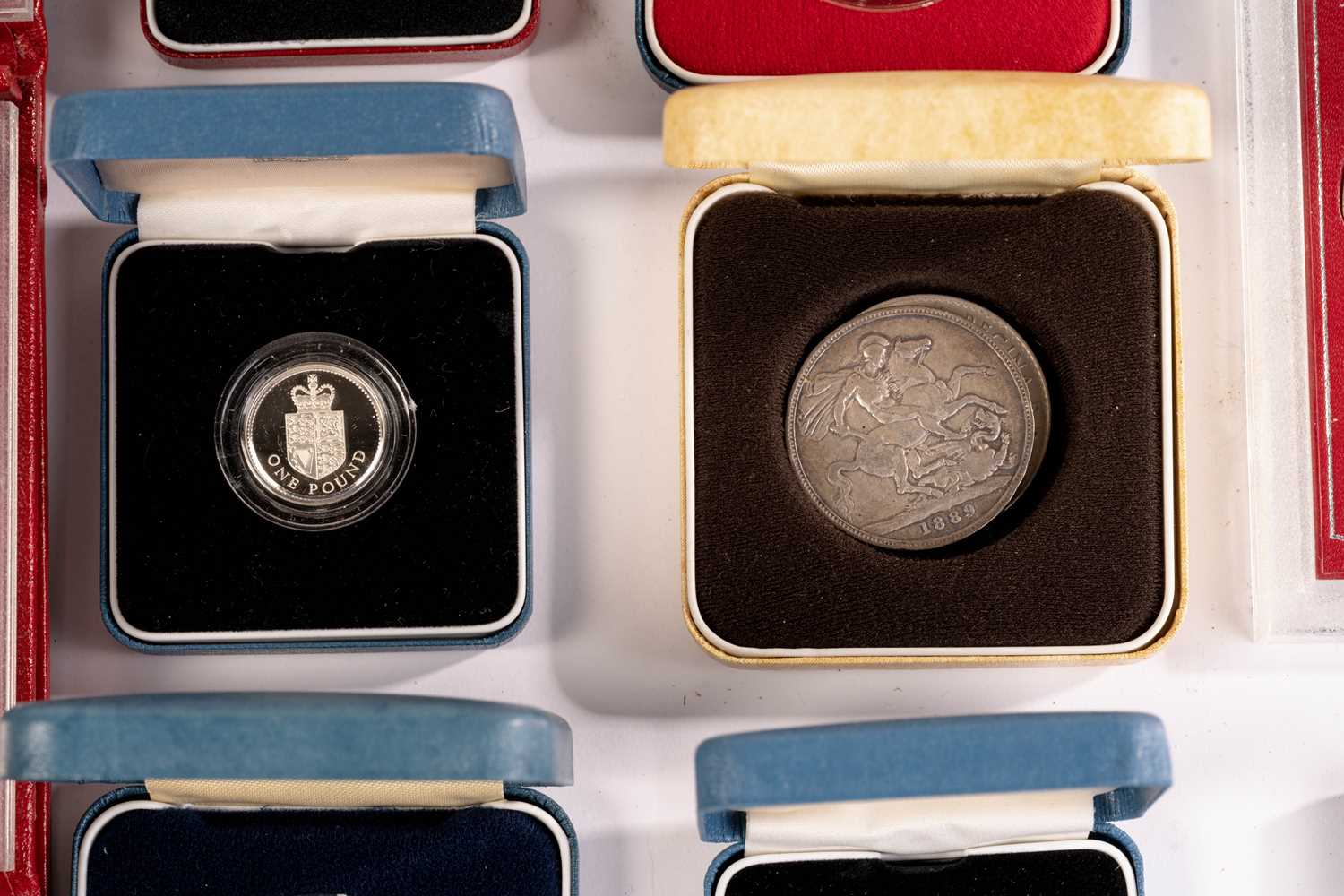 A collection of silver proof and other coins, comprising The Coinage of Great Britain 1970 - 1989 ( - Image 19 of 33