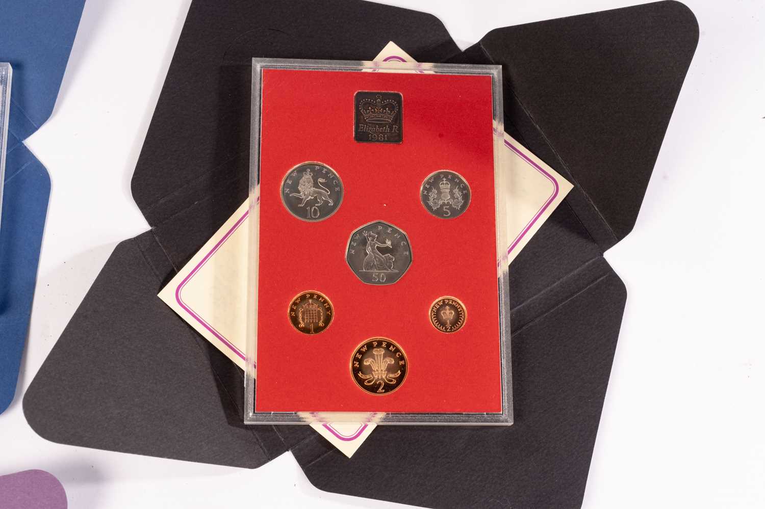 A collection of silver proof and other coins, comprising The Coinage of Great Britain 1970 - 1989 ( - Image 33 of 33