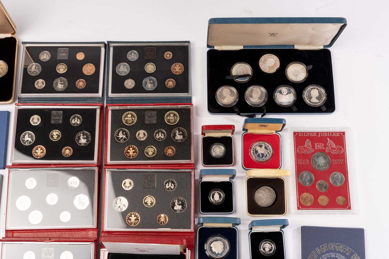 A collection of silver proof and other coins, comprising The Coinage of Great Britain 1970 - 1989 ( - Image 2 of 33