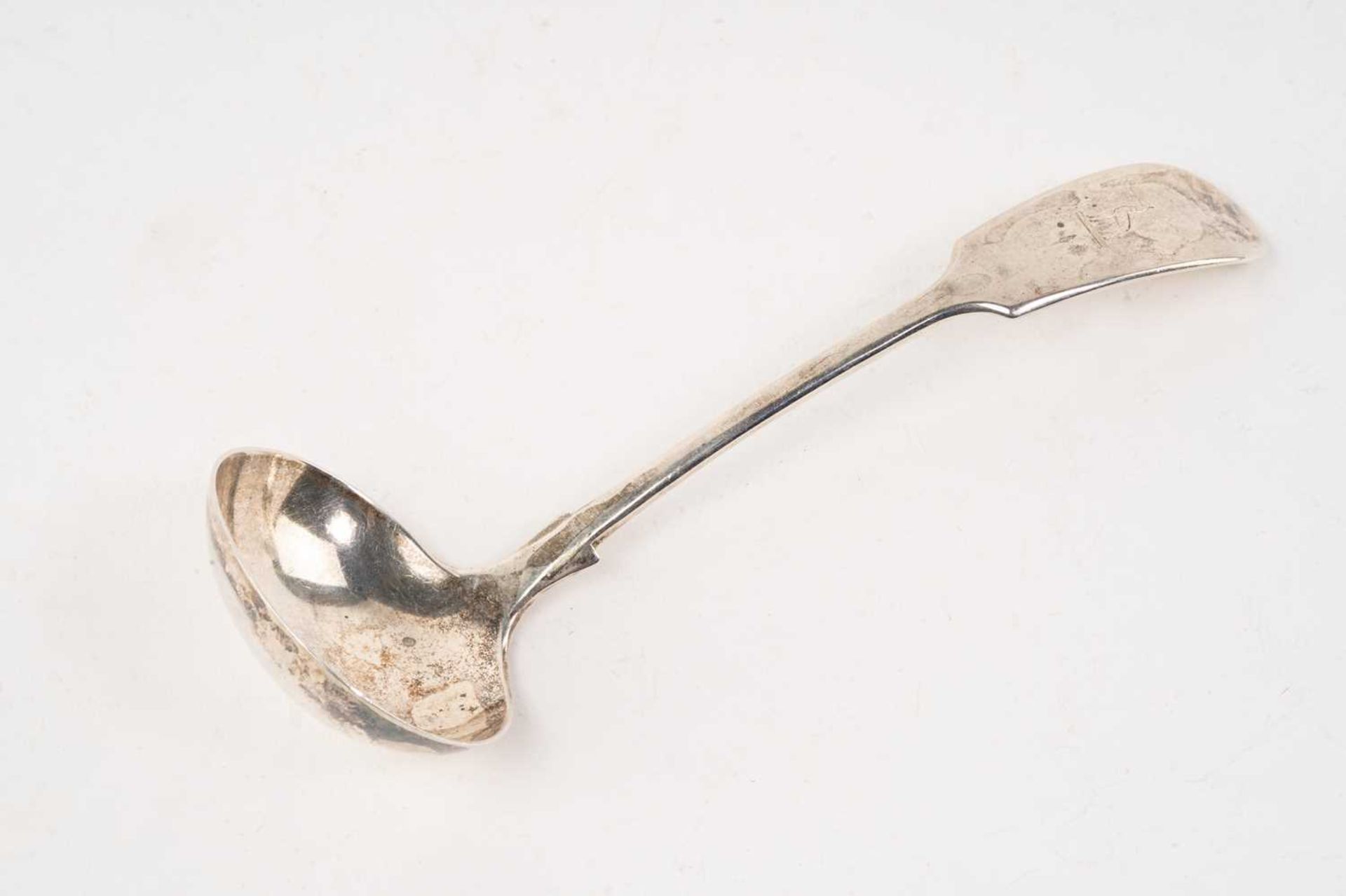 A part canteen of silver fiddle pattern flatware, some with crests engraved to terminals. Mixed - Image 7 of 13