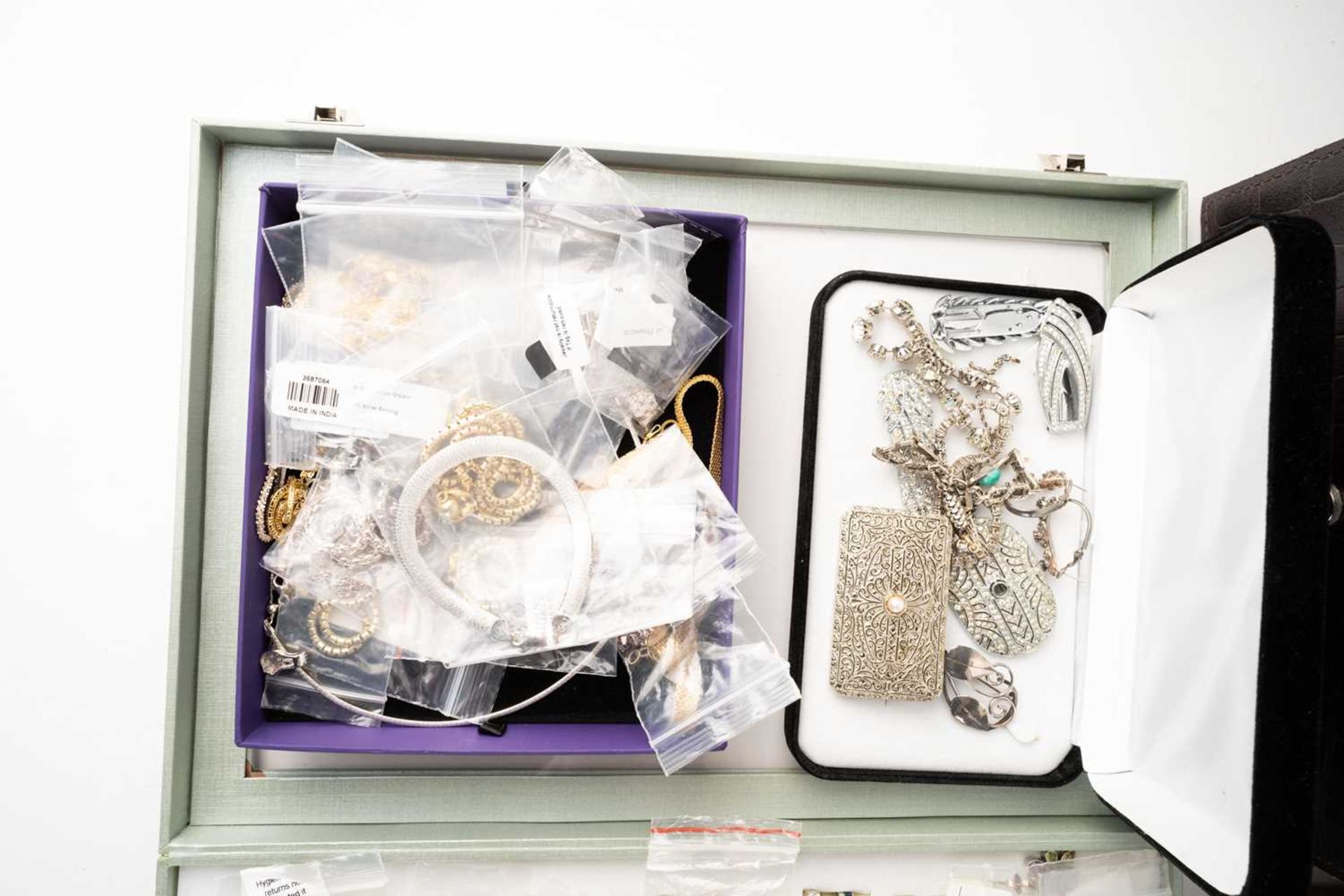 Large quantity of silver and white metal costume jewellery in boxes, including a 9ct yellow gold - Image 3 of 7