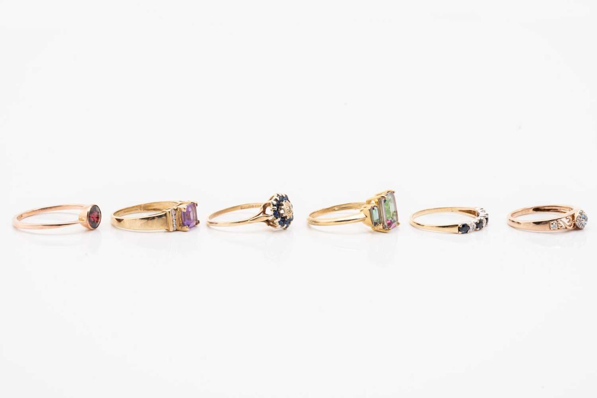 A 9ct yellow gold and amethyst dress ring, size M 1/2, together with a 9ct yellow gold and ' - Image 3 of 6