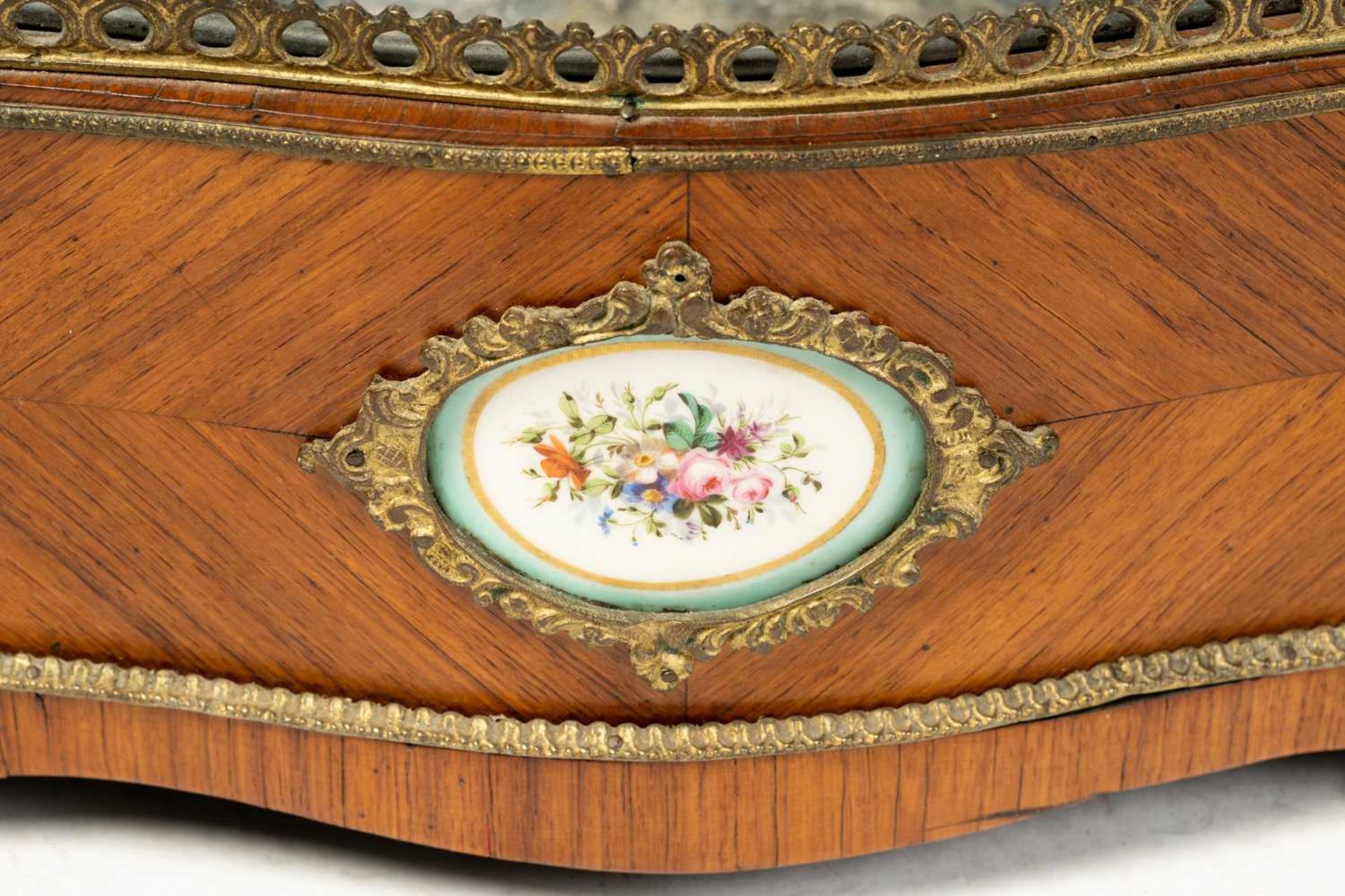 A Napoleon III style king wood table jardiniere of serpentine outline, C1900, with gilt metal - Image 4 of 7