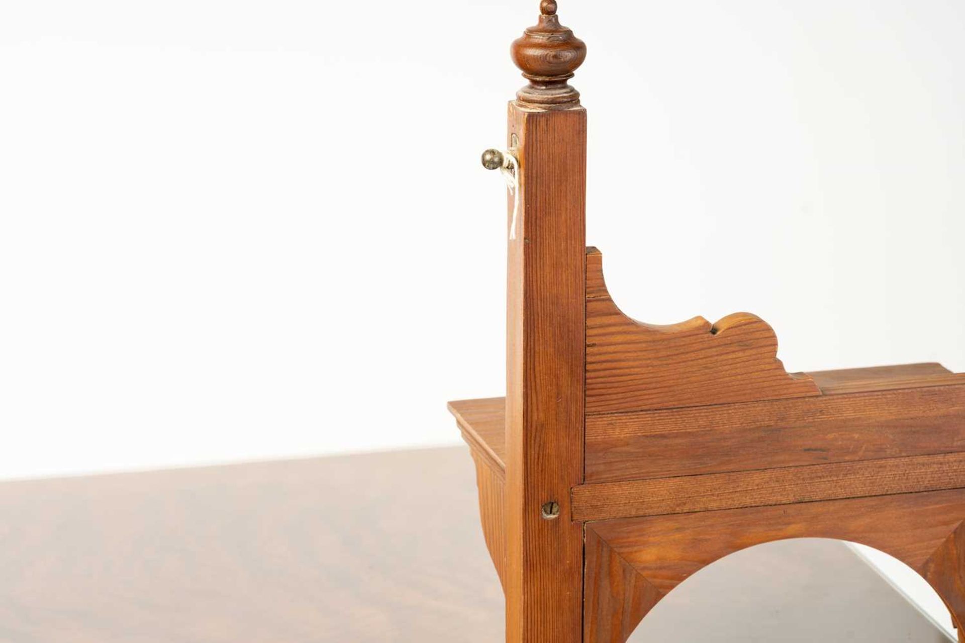 An Edwardian pine? dressing table by Howard & Sons, the swing mirror on shelved supports above a - Image 5 of 19