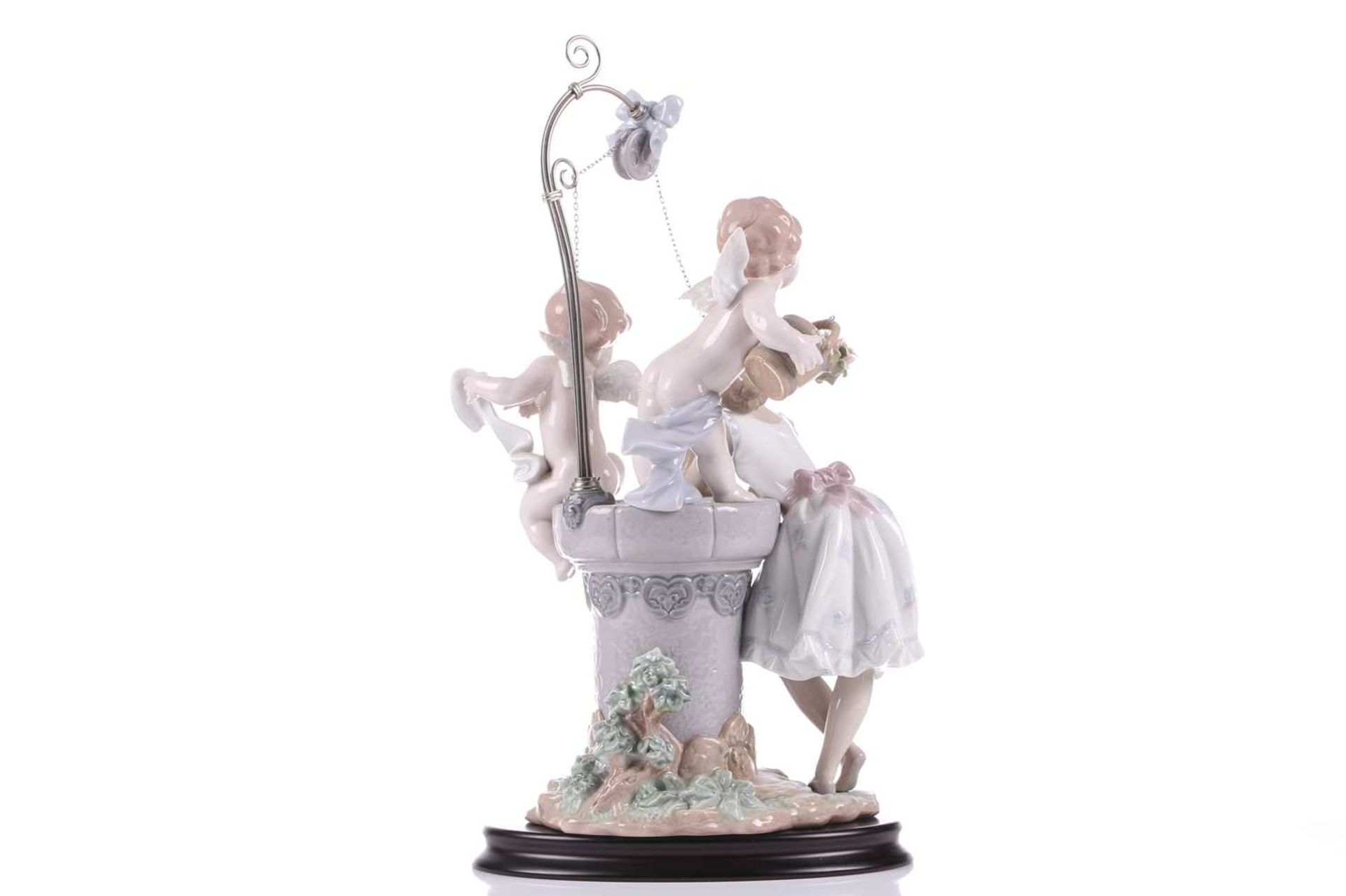 A Lladro porcelain ltd edition 516/2000 figure group "May my wish come true" modelled by the masters - Image 10 of 10