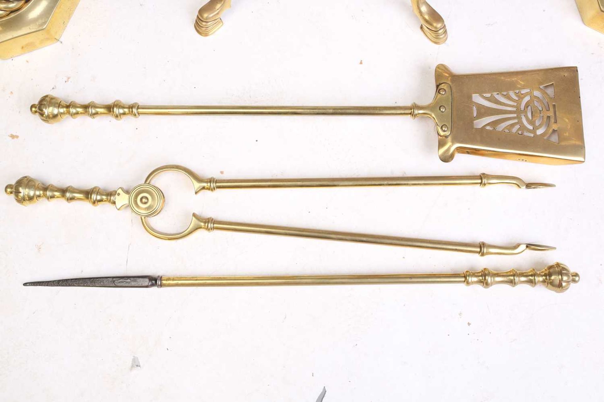 A pair of Victorian cast and gilt brass heraldic sejant erect lion firedogs, each holding a - Bild 6 aus 7
