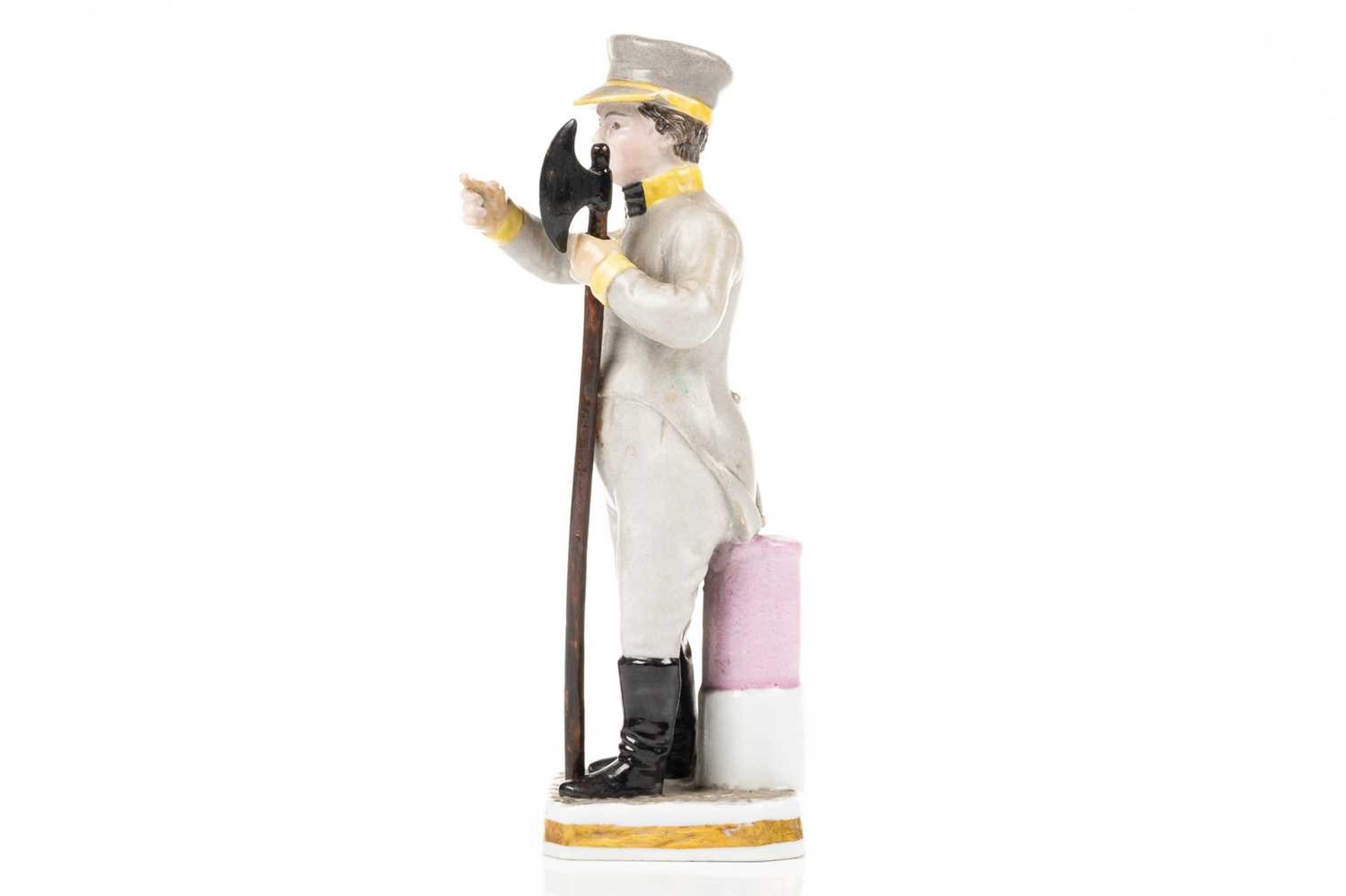 A Russian Gardner porcelain figure of a City Guard, 1820s, from the Magic Lantern series, 16 cm - Image 2 of 10