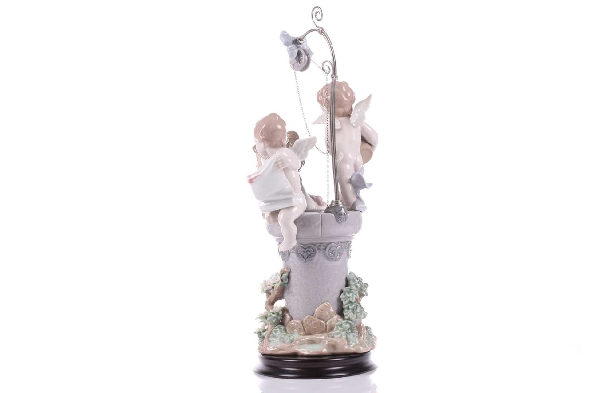 A Lladro porcelain ltd edition 516/2000 figure group "May my wish come true" modelled by the masters - Image 9 of 10