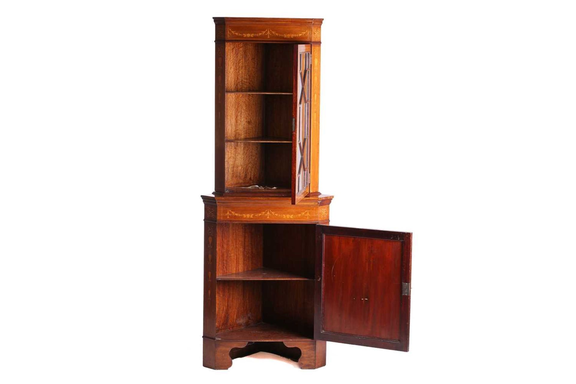 An Edwardian mahogany and Neo-Classical marquetry inlaid freestanding corner display cabinet, in the - Image 3 of 15