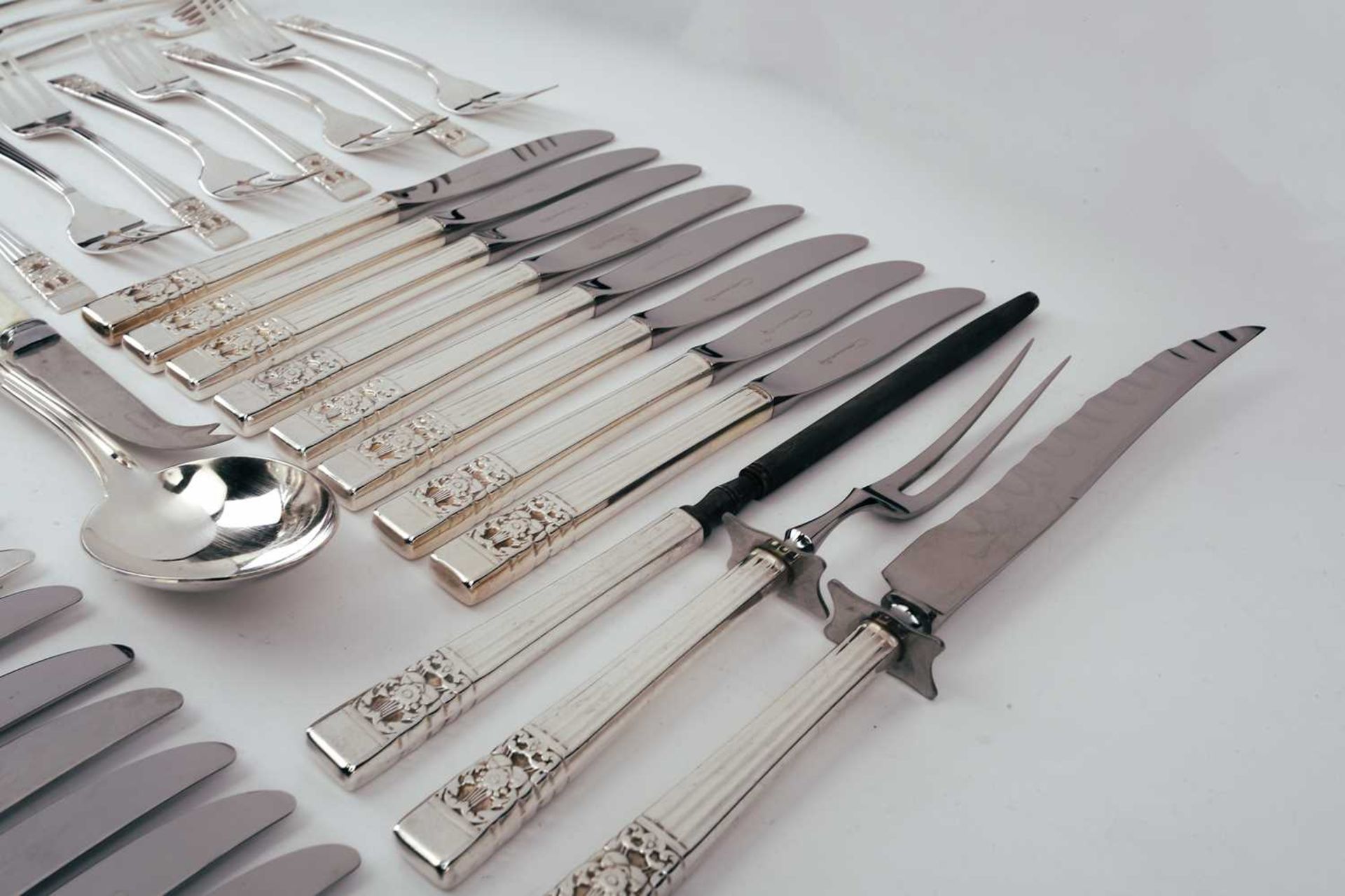 A tableware canteen of Community silver plate flatware, on four scroll legs, with three drawers; - Image 9 of 11
