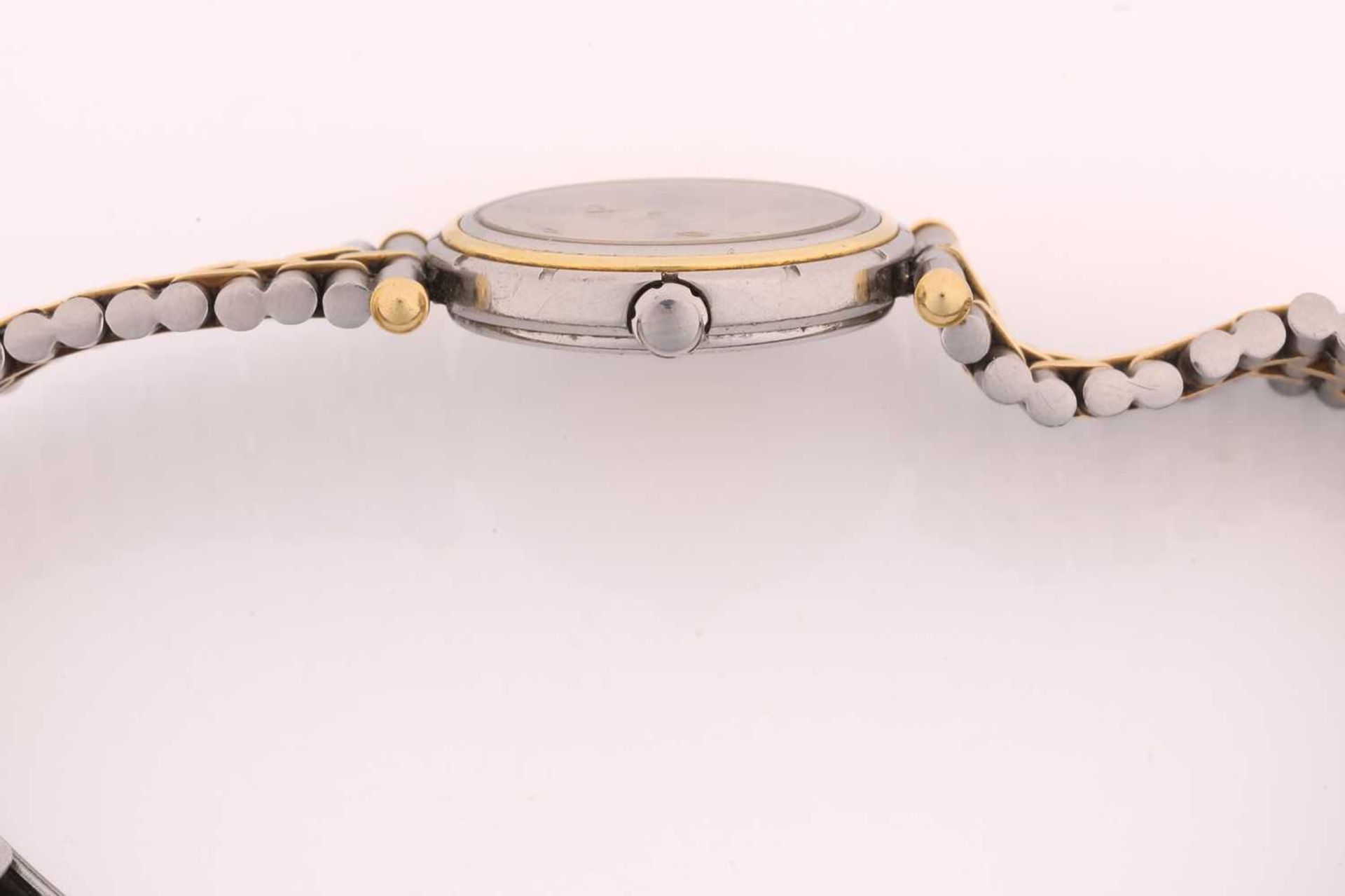 A Van Cleef & Arpels La Collection lady's dress watch, featuring a swiss made ETA quartz movement in - Image 3 of 6