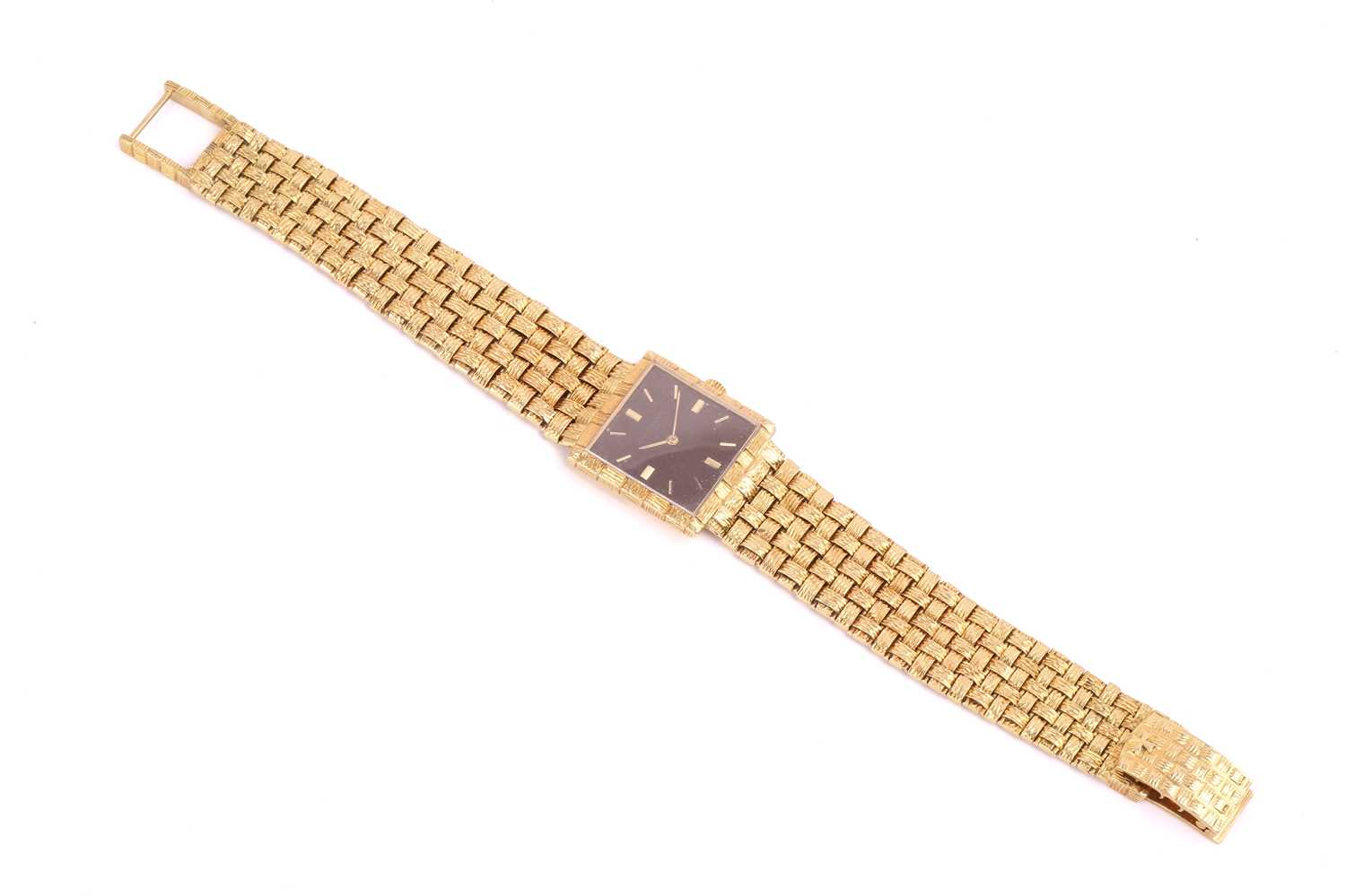 A Vacheron Constantin 18ct lady's dress watch featuring an ultra-thin swiss made hand-wound movement - Image 2 of 12