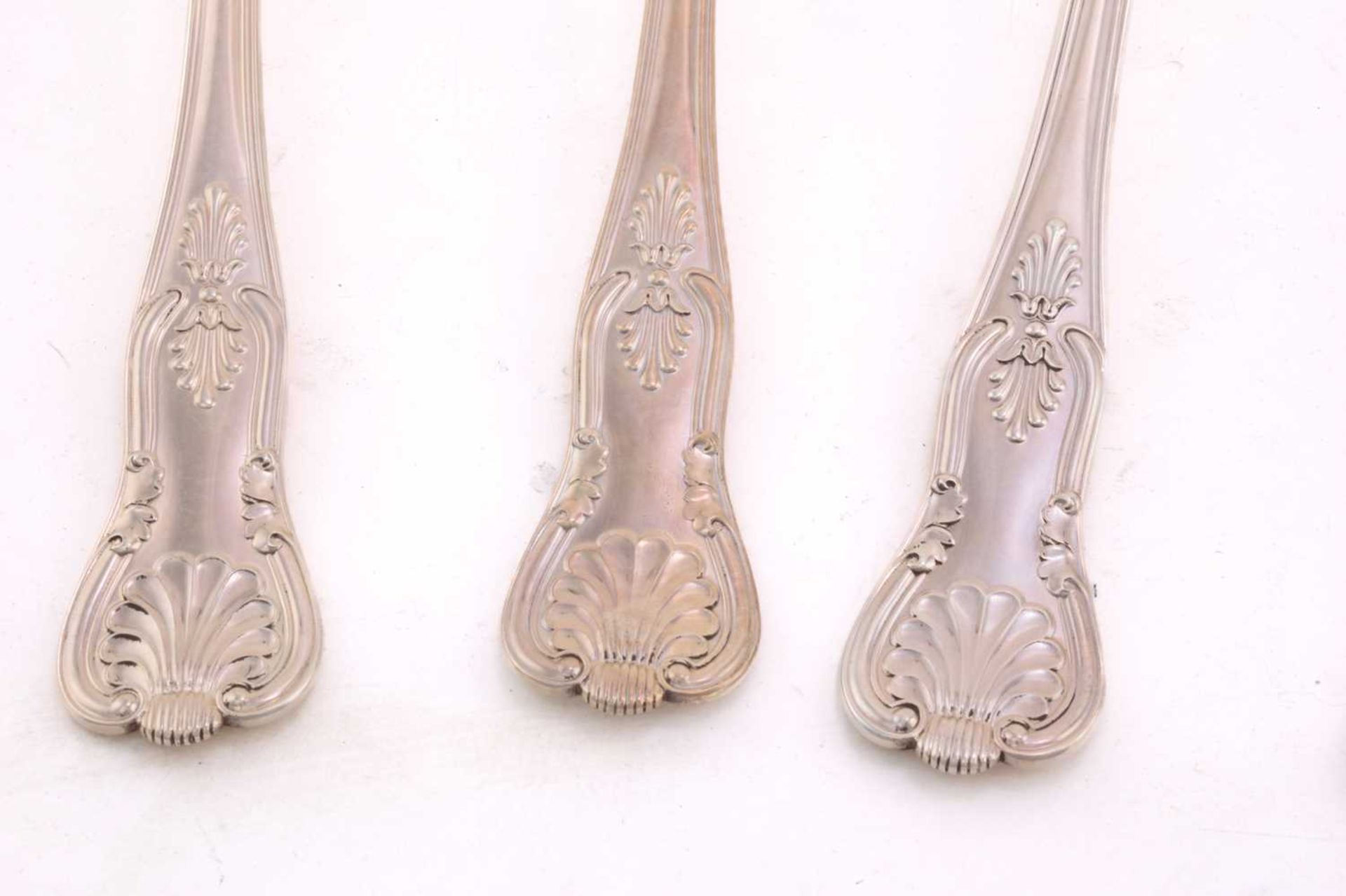 Six modern heavy gauge silver Kings pattern basting spoons, London 1972 by A Haviland-Nye, 50 ozt, - Image 3 of 4