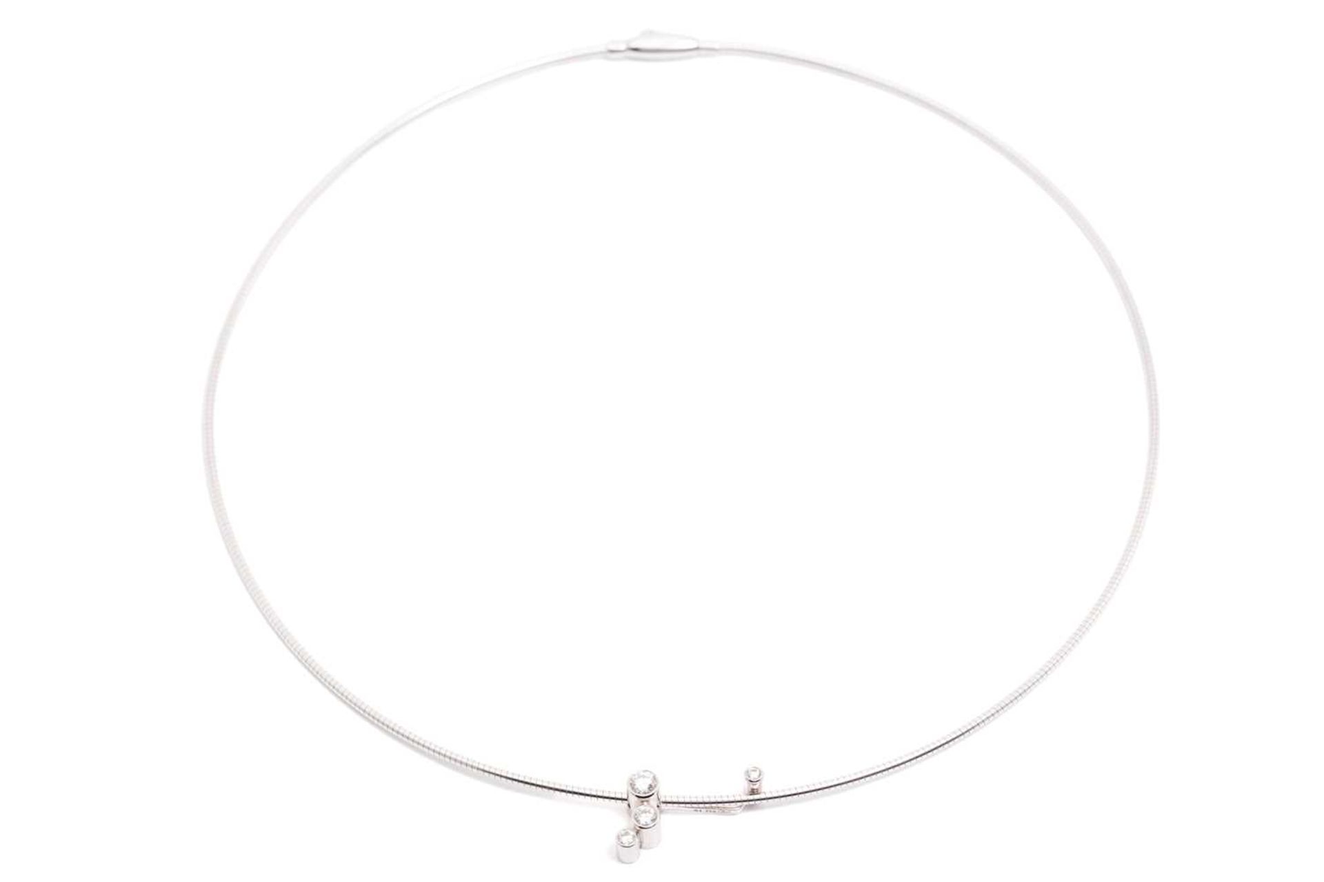 Georg Jensen - 'Cascade' necklace with satellite in 18ct white gold, pendant comprising four