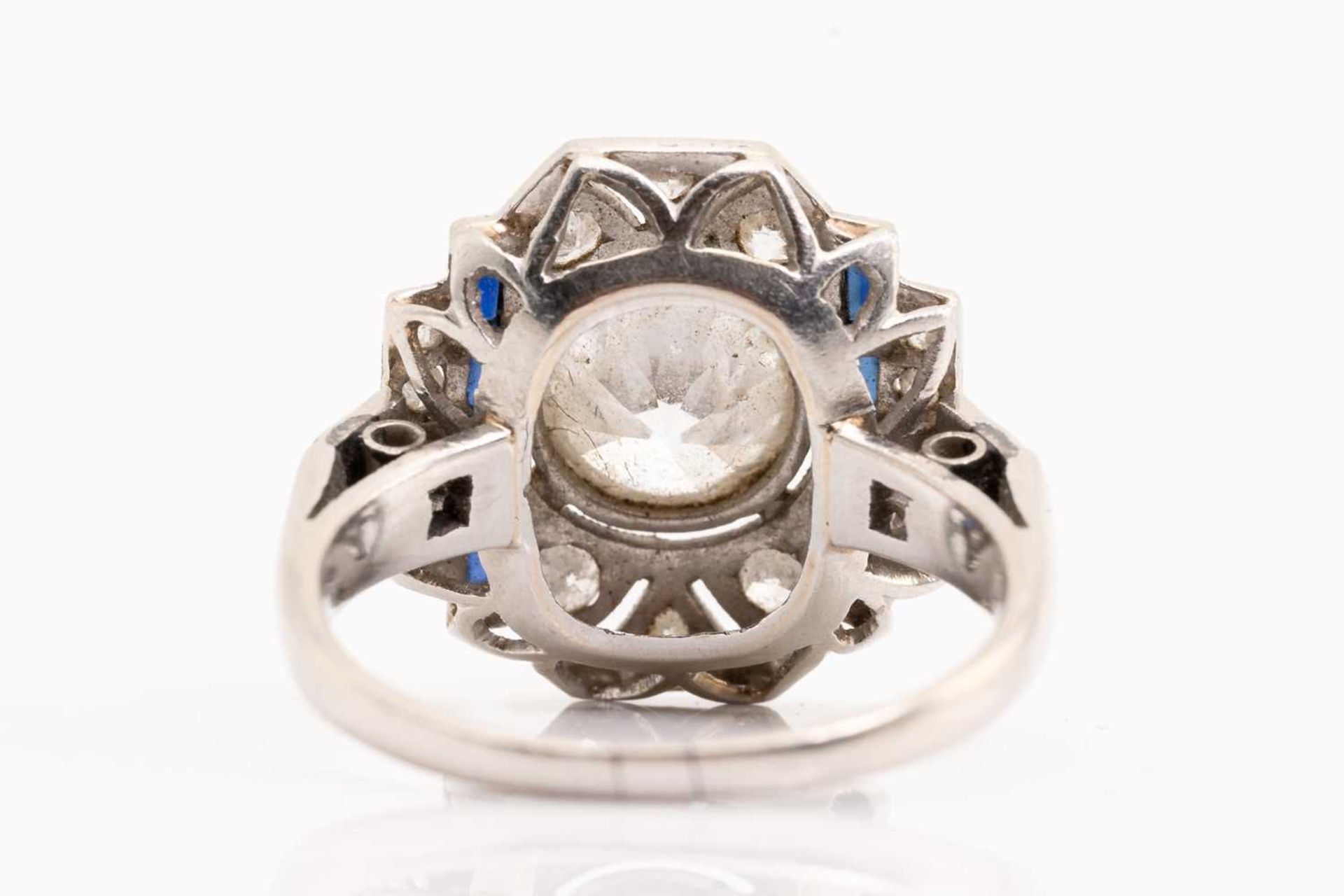 An Art Deco diamond sapphire panel ring, scintillating with an old-European cut diamond of 7.0 x 7.0 - Image 4 of 5