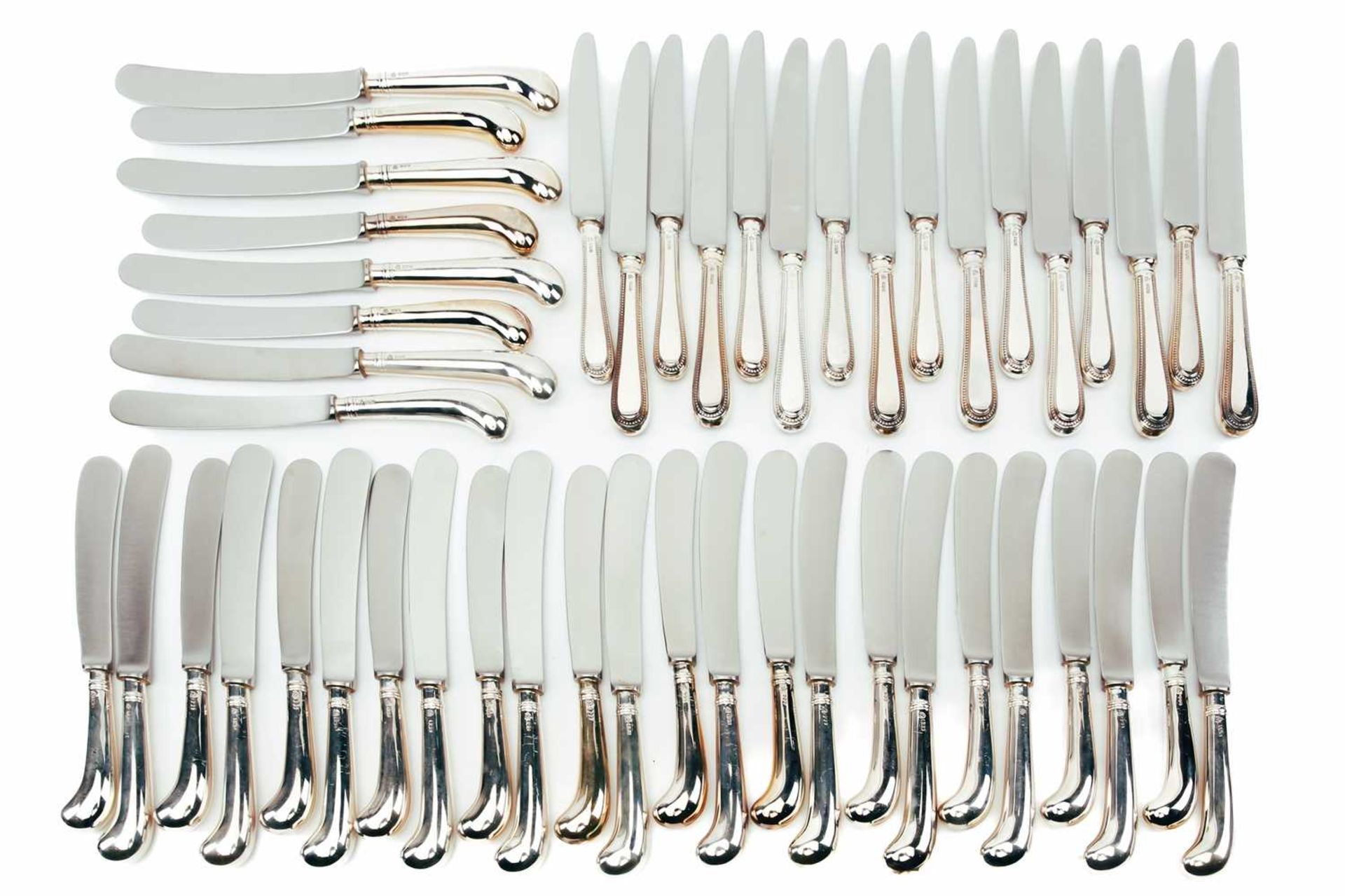 A mixed collection of modern silver handled knives by A Haviland-Nye, the majority pistol grip,