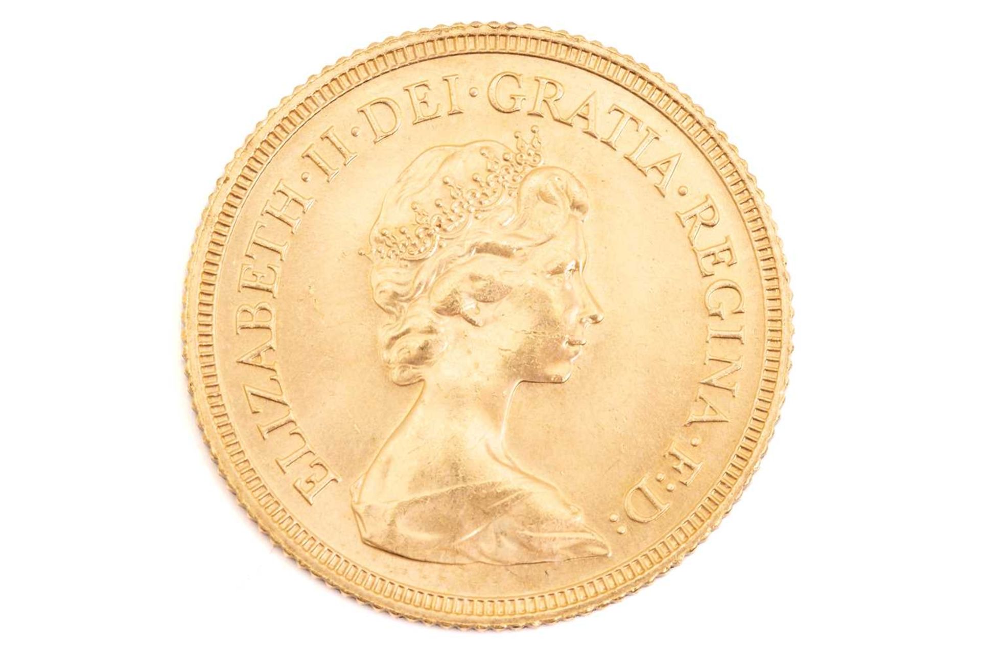 An Elizabeth II full sovereign, dated 1981.VF - Image 2 of 3