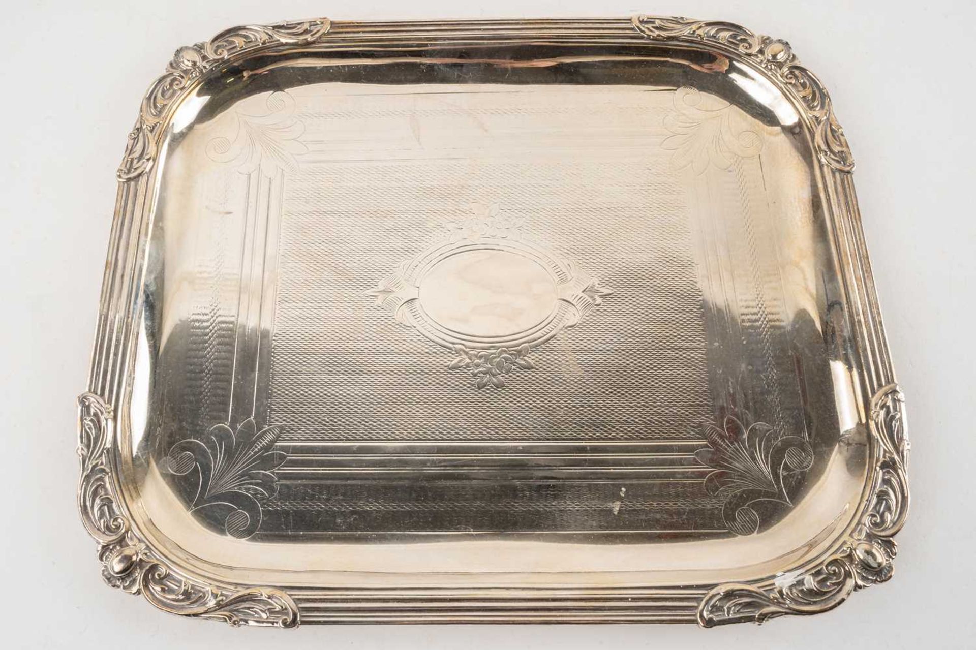 A composite set of Norwegian silver plated flatware; consisting of a rectangular serving platter, - Bild 2 aus 22