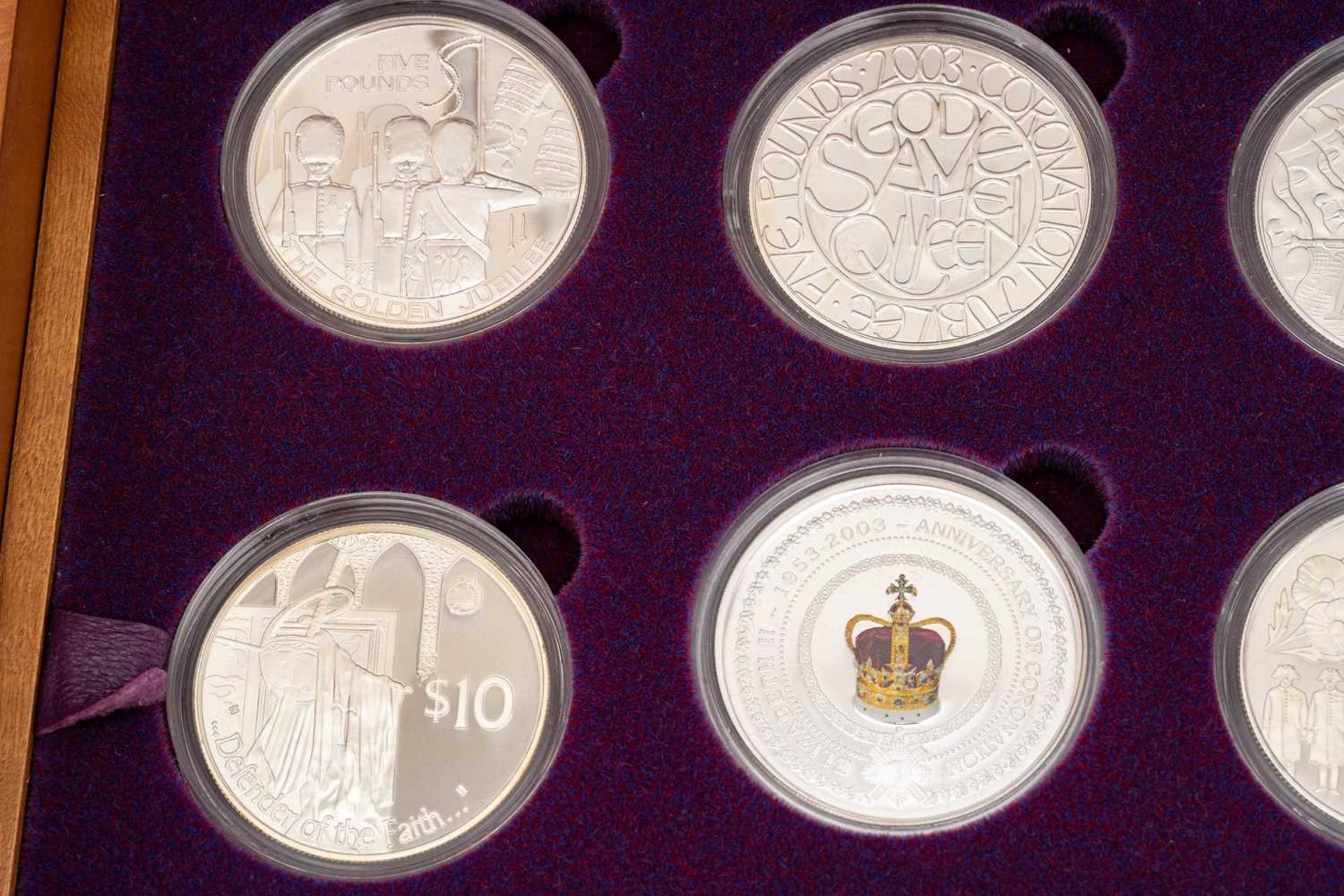 A Royal Mint Elizabeth II Golden Jubilee Collection of twenty-four silver proof crowns, no5453, in - Image 9 of 16