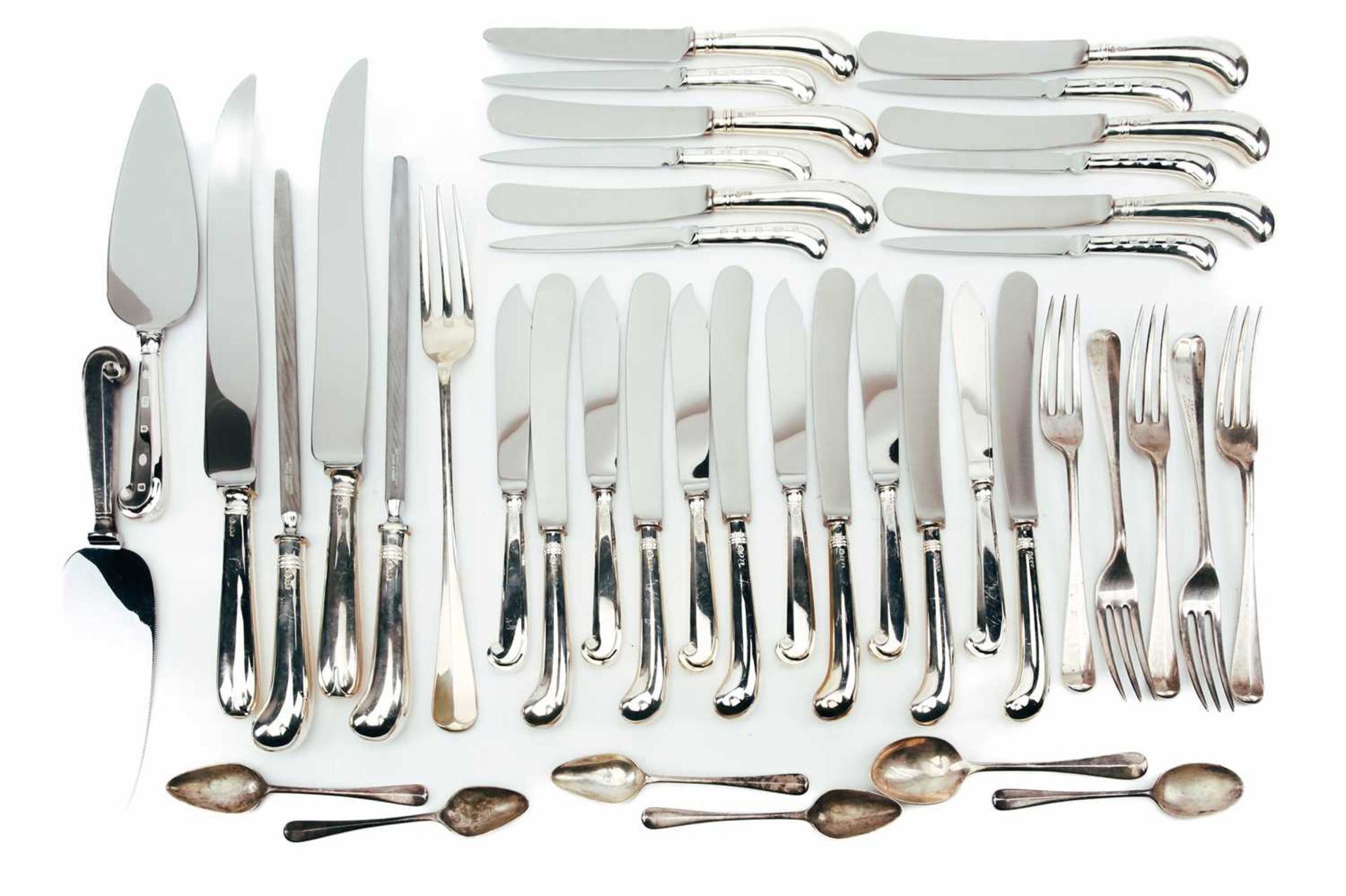 A mixed collection of modern silver pistol grip cutlery and other various silver flatware and