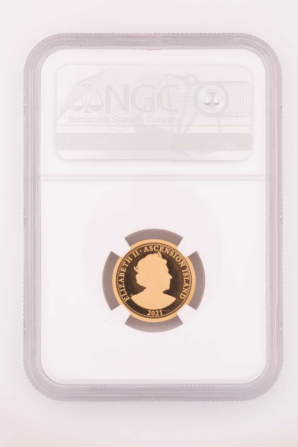 Two gold proof half sovereigns; including 'Una and the Lion' minted for Queen Elizabeth II 95th - Image 4 of 6