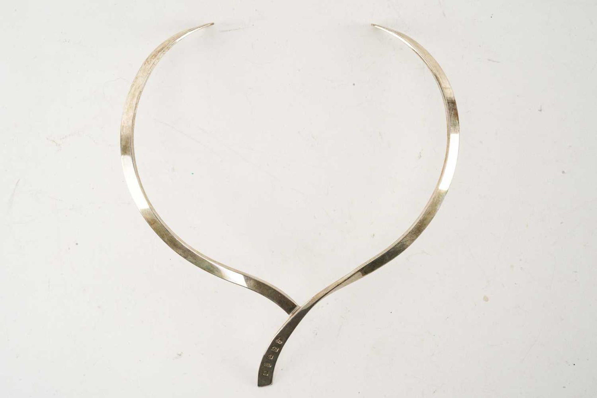 A large collection of silver torque necklaces of twisted form; including five torque necklaces - Image 8 of 9