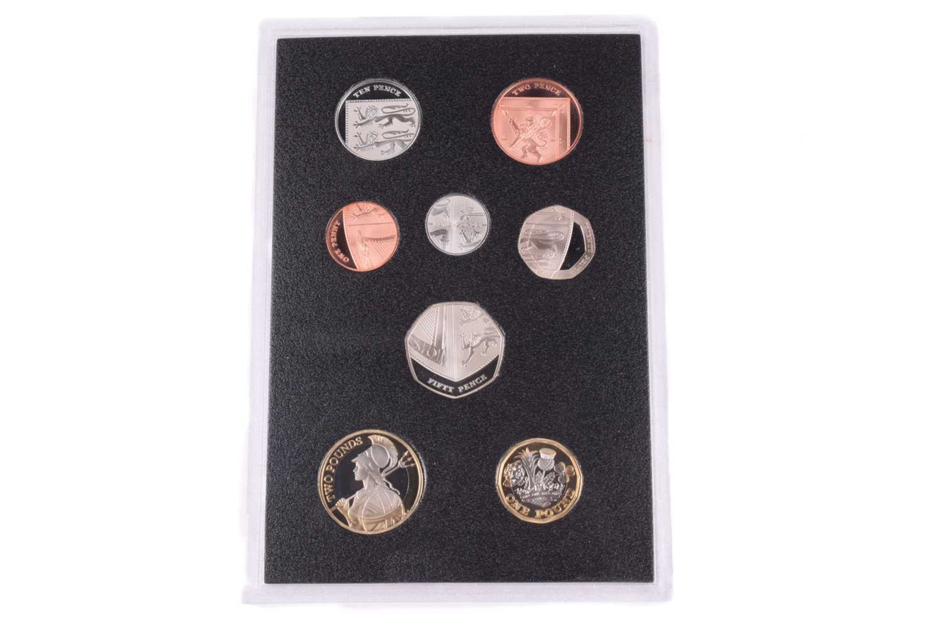 A collection of boxed Royal Mint proof coin sets to include, 2012, 2015, 2014, 2018, 2013, and - Bild 25 aus 36