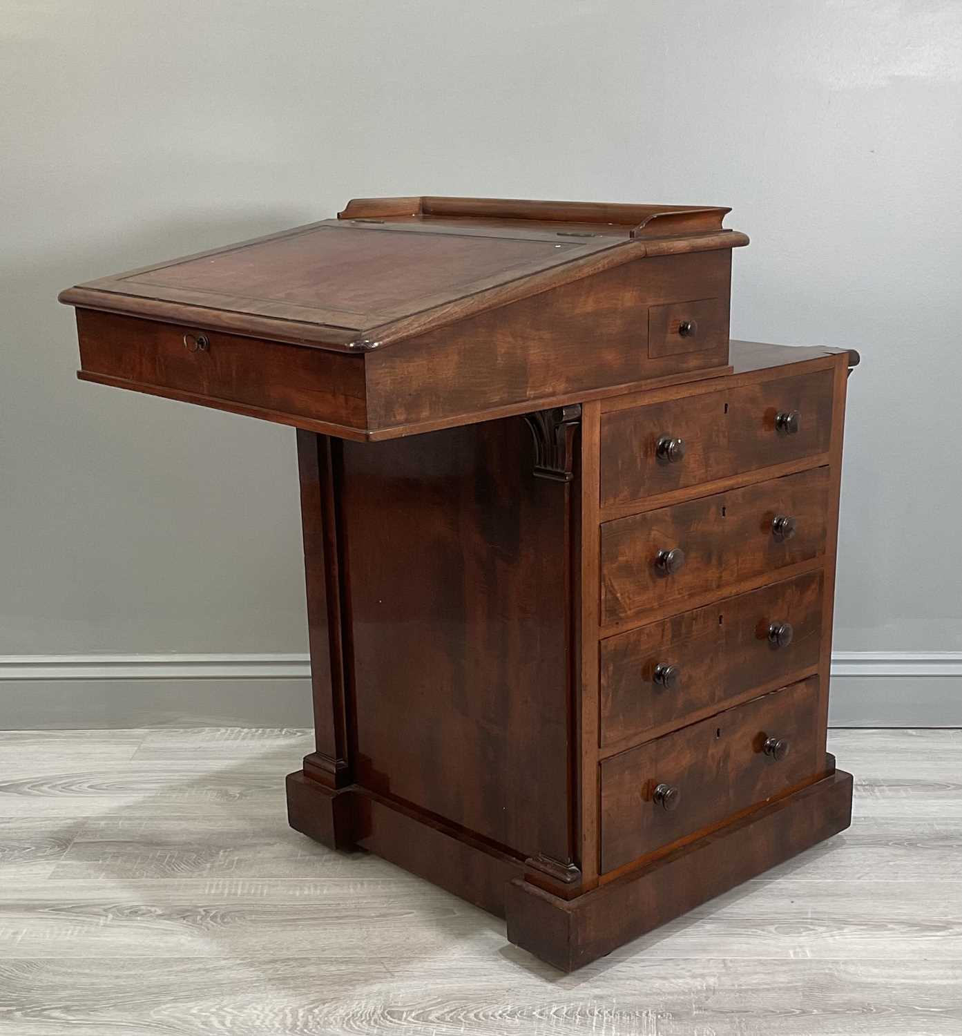 An early Victorian mahogany Davenport desk with a sliding leather inset and fitted top section above - Image 2 of 7