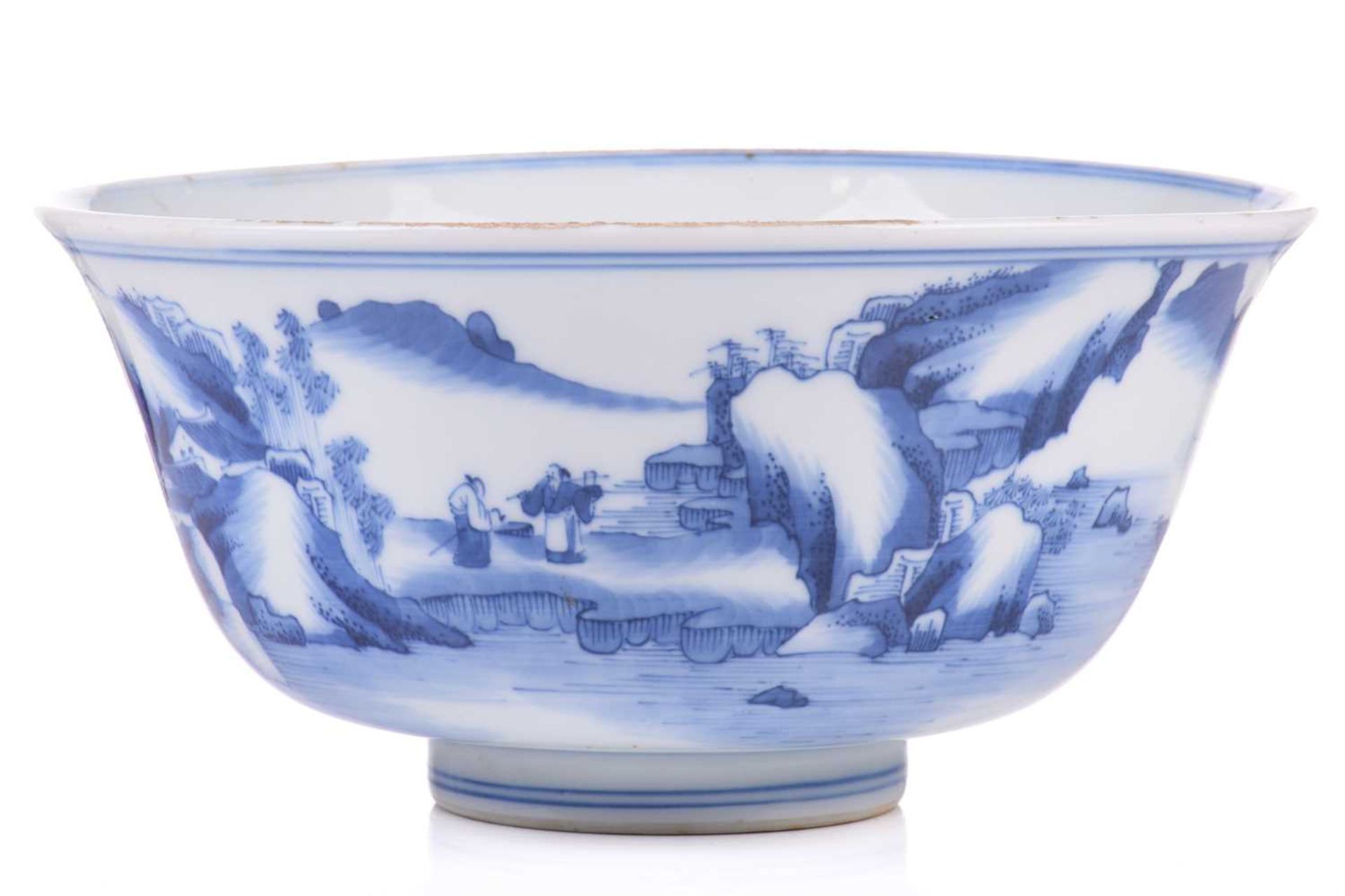 A Chinese blue and white Kangxi style porcelain bowl, with a slightly everted rim painted with - Bild 3 aus 20