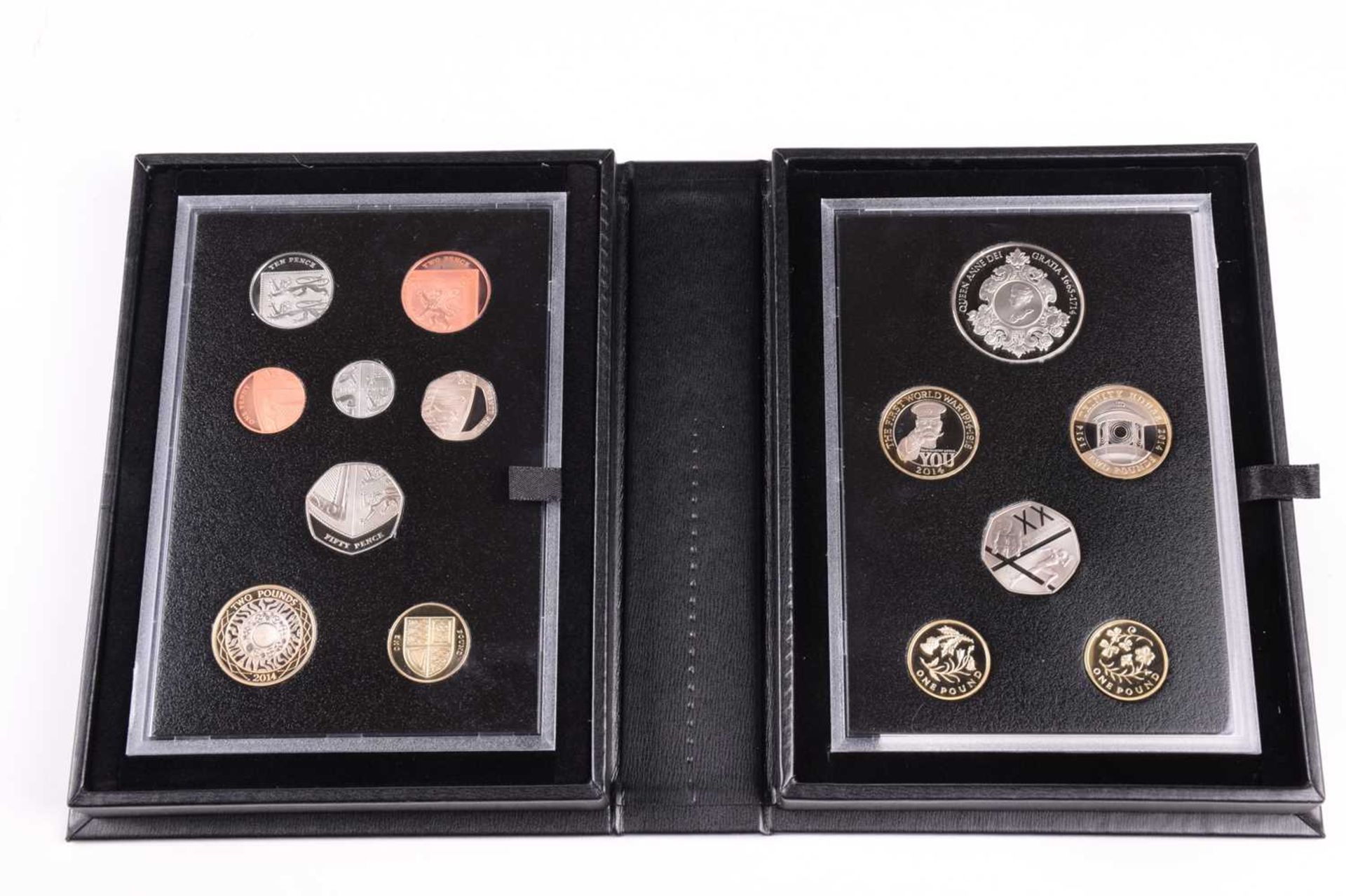 A collection of boxed Royal Mint proof coin sets to include, 2012, 2015, 2014, 2018, 2013, and - Bild 8 aus 36