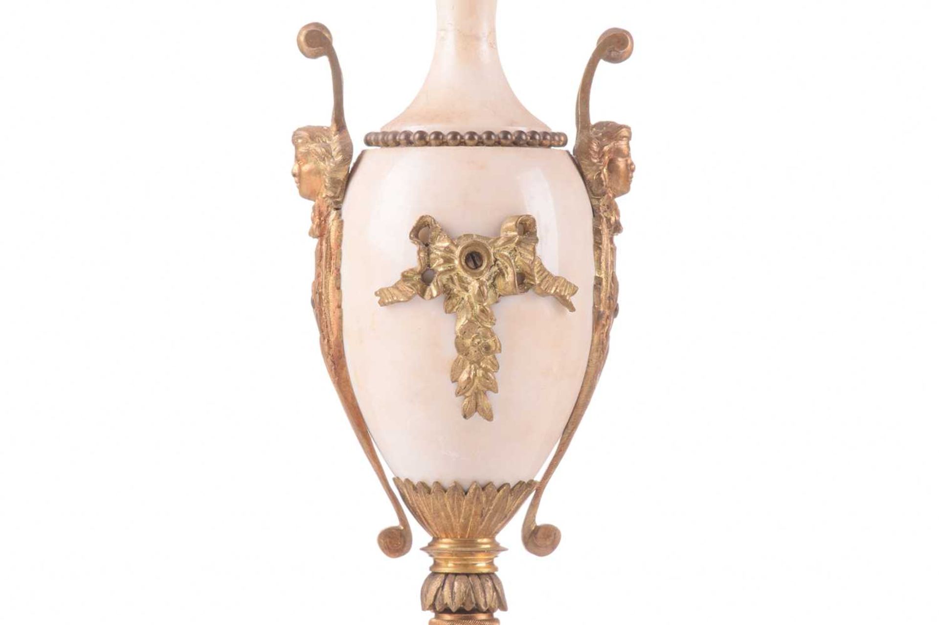 A pair of ormolu and white marble three-sconce candelabras, late 19th century, each with three - Bild 6 aus 11