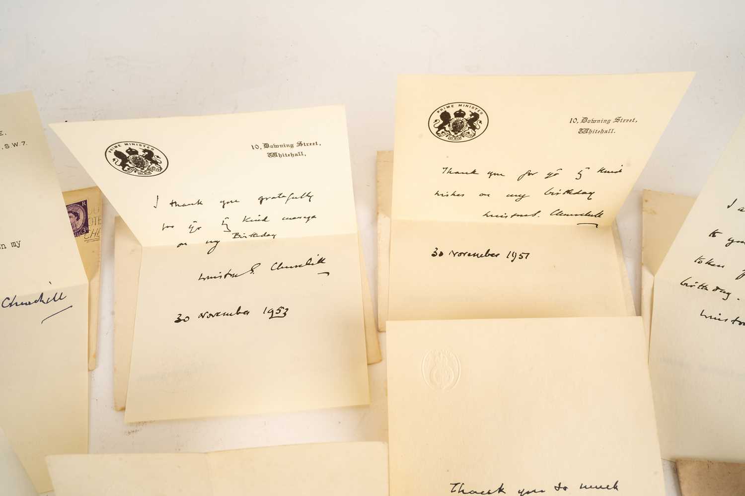 A collection of 1950s Winston Churchill facsimile thank you letters, including five on Downing - Image 12 of 13