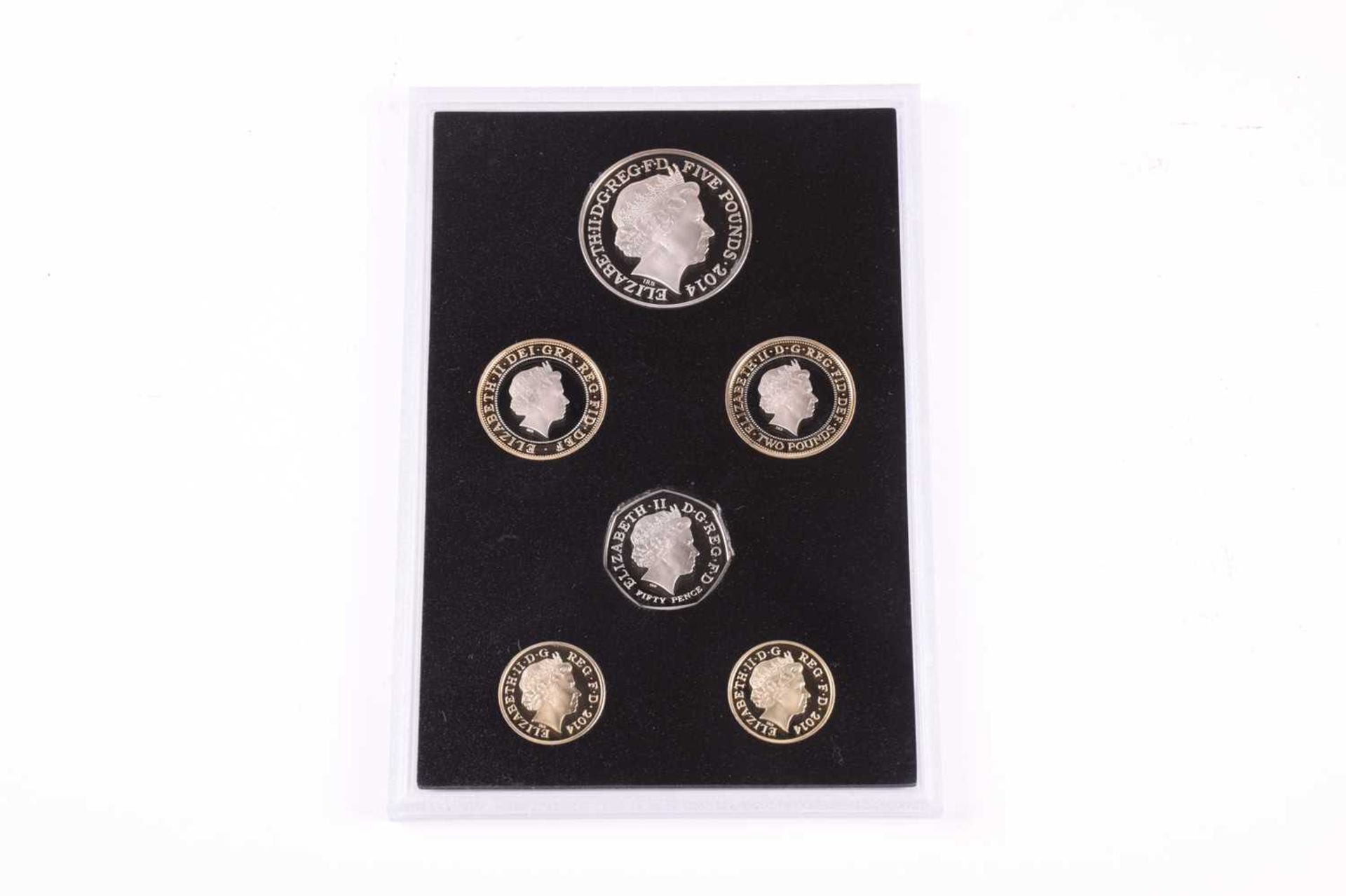 A collection of boxed Royal Mint proof coin sets to include, 2012, 2015, 2014, 2018, 2013, and - Bild 34 aus 36