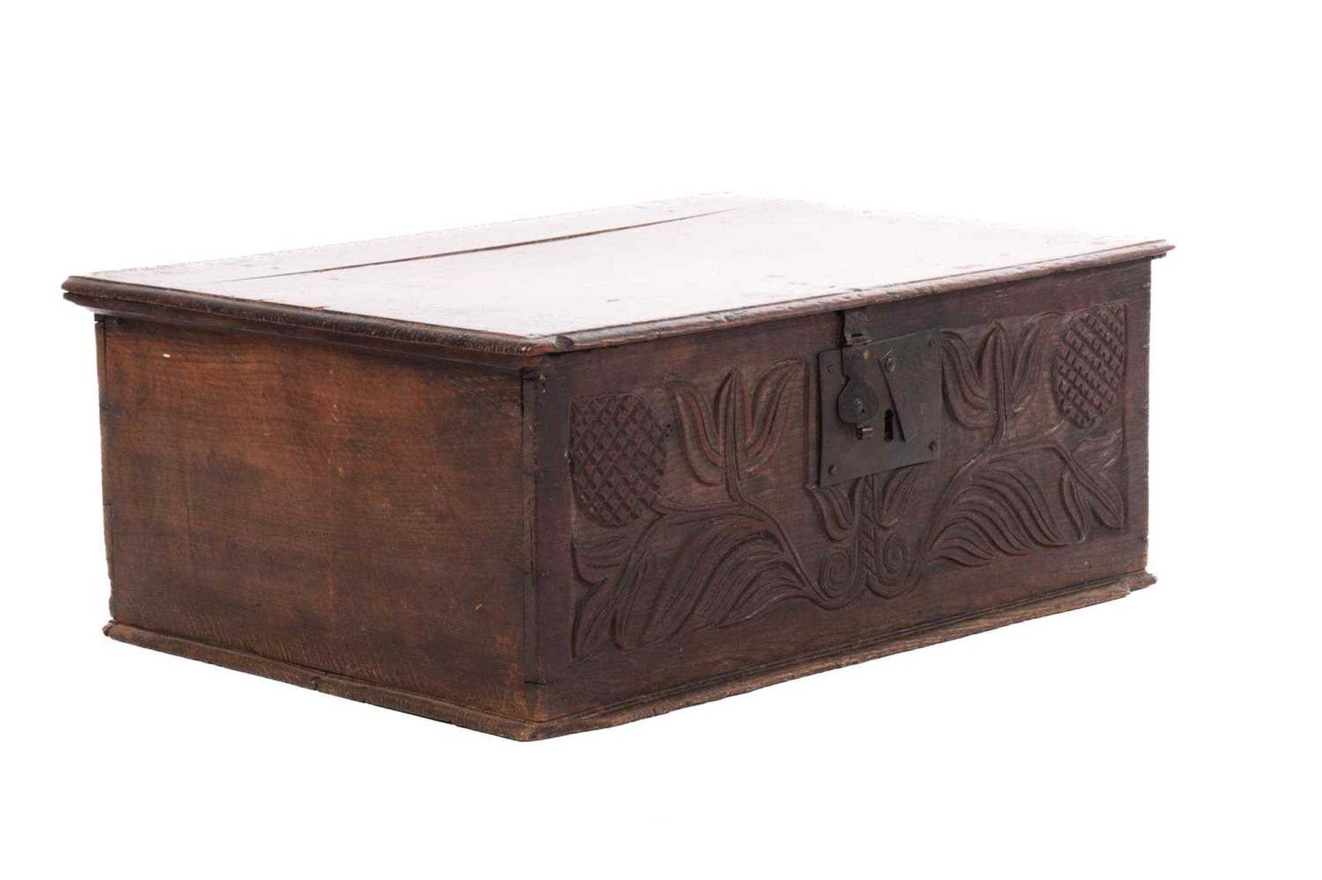 An oak bible box, 17th/18th century, of rectangular form, the front panel carved with stylised - Bild 10 aus 28