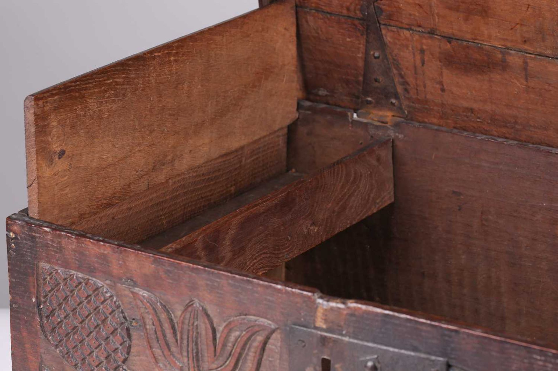 An oak bible box, 17th/18th century, of rectangular form, the front panel carved with stylised - Bild 4 aus 28
