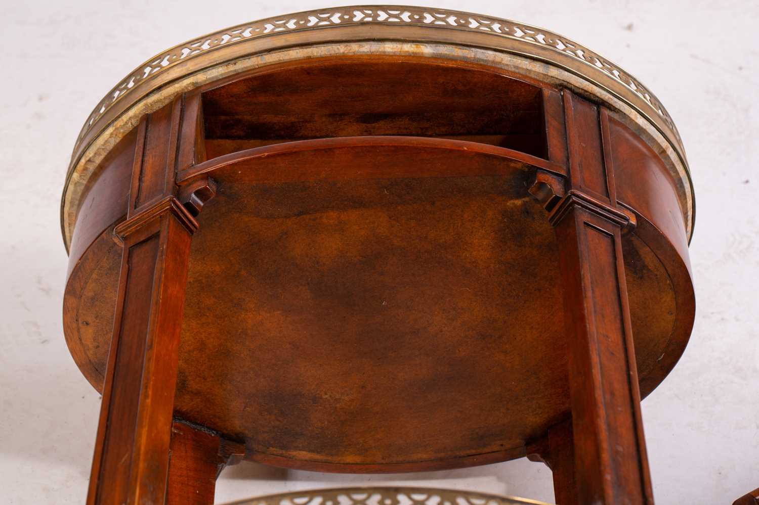 A French Napoleon III style mahogany oval table en chiffonier with marble top, 20th century, with - Image 8 of 10