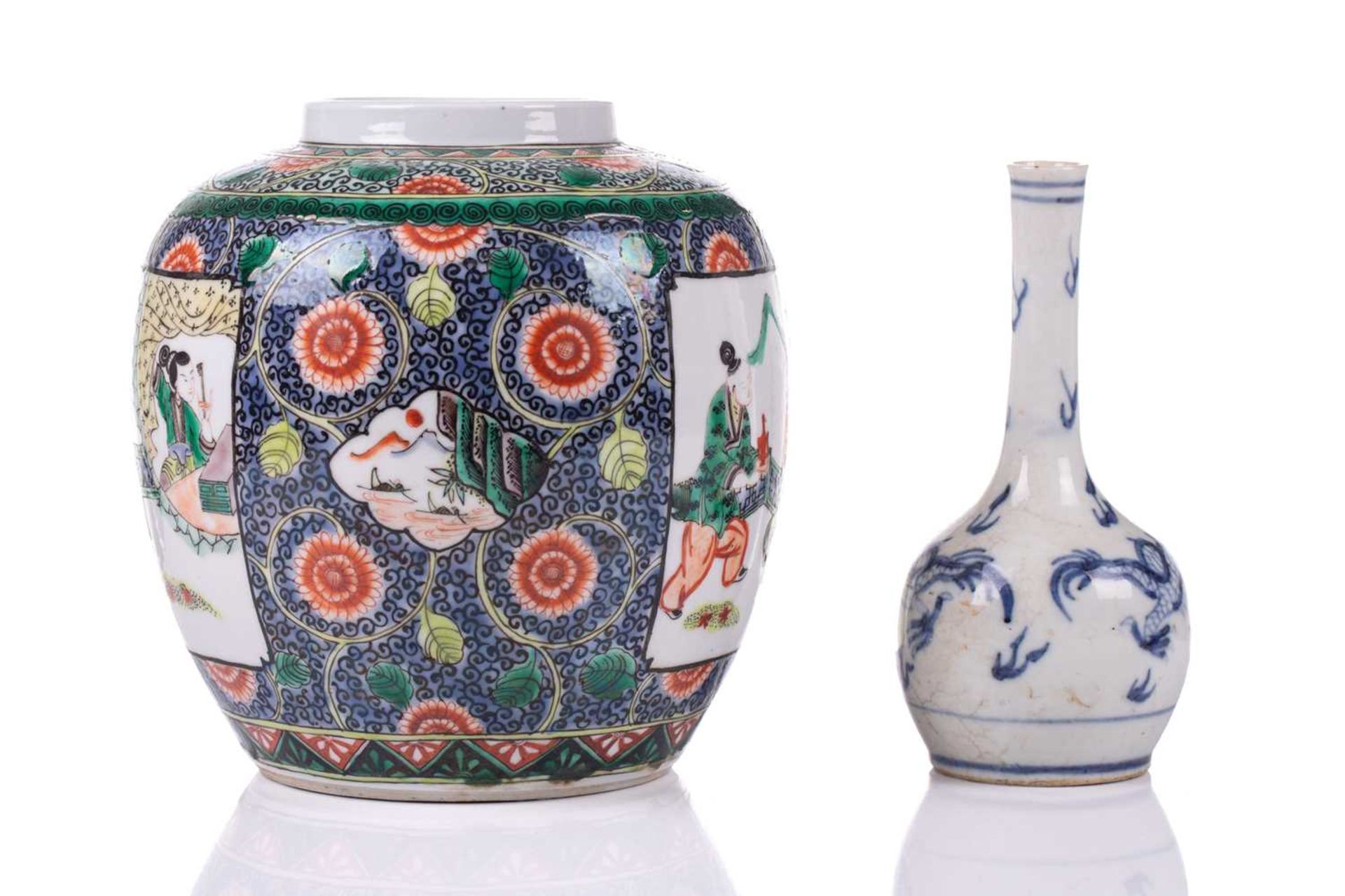 A Chinese porcelain ginger jar, 20th century, painted with panels of figures, within a tight - Bild 2 aus 11