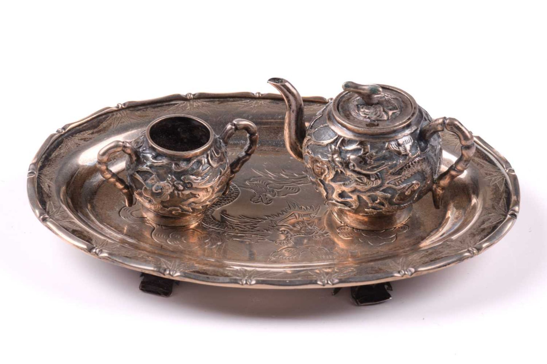 A Chinese miniature silver teapot and sugar bowl by Tuck Chang, each piece decorated with a dragon - Image 4 of 7