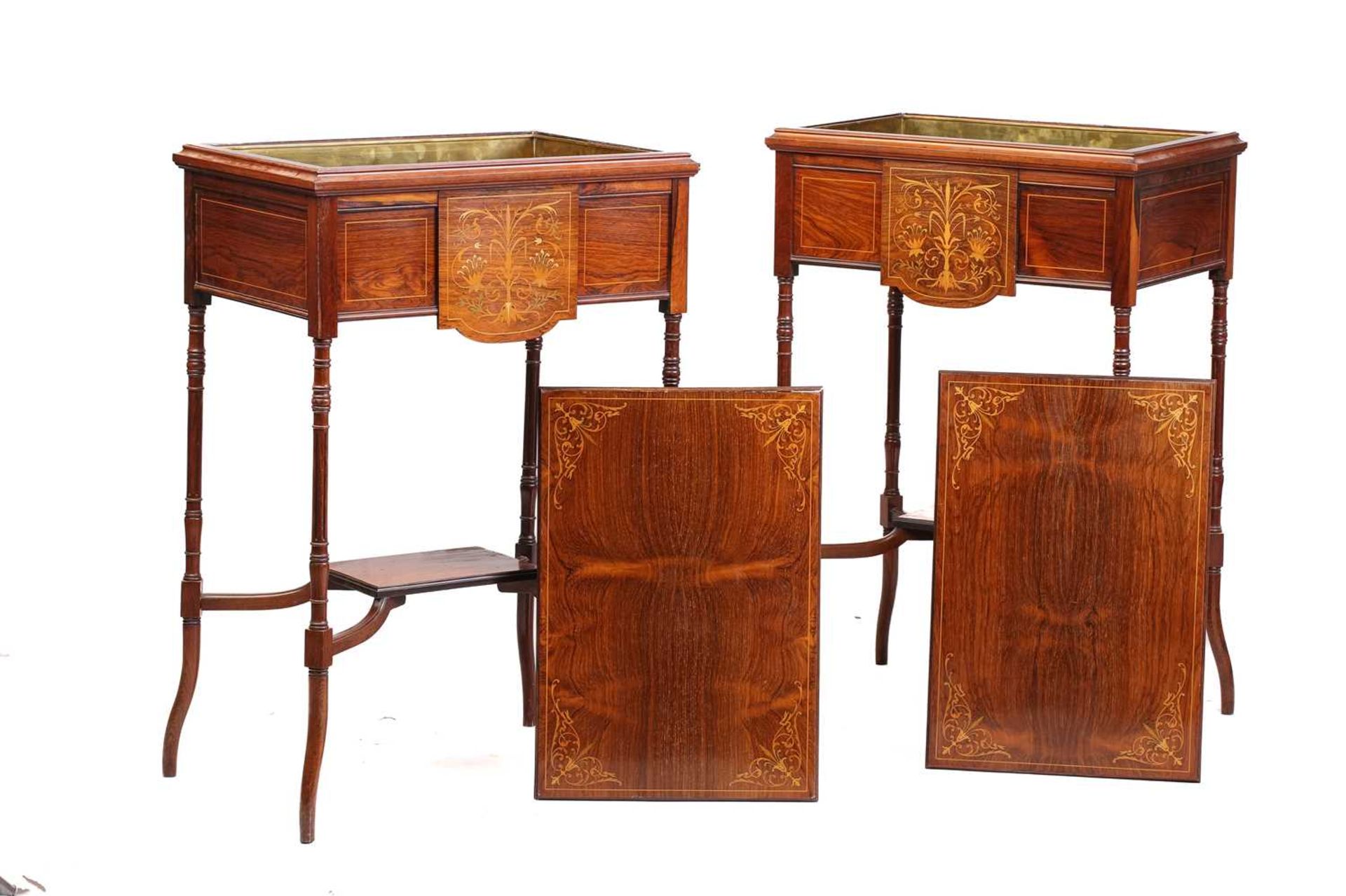 A pair of Edwardian rectangular figured rosewood jardiniere/ wine cooler tables, possibly by Edwards - Bild 4 aus 16