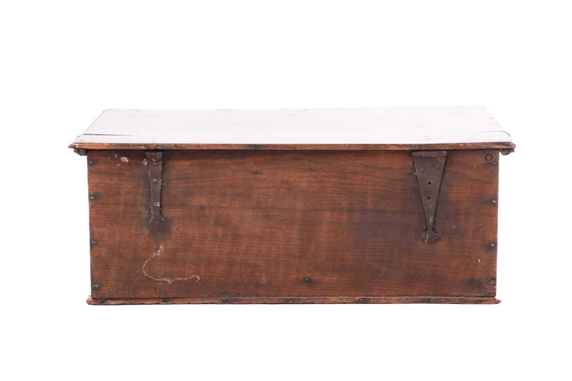 An oak bible box, 17th/18th century, of rectangular form, the front panel carved with stylised - Bild 8 aus 28
