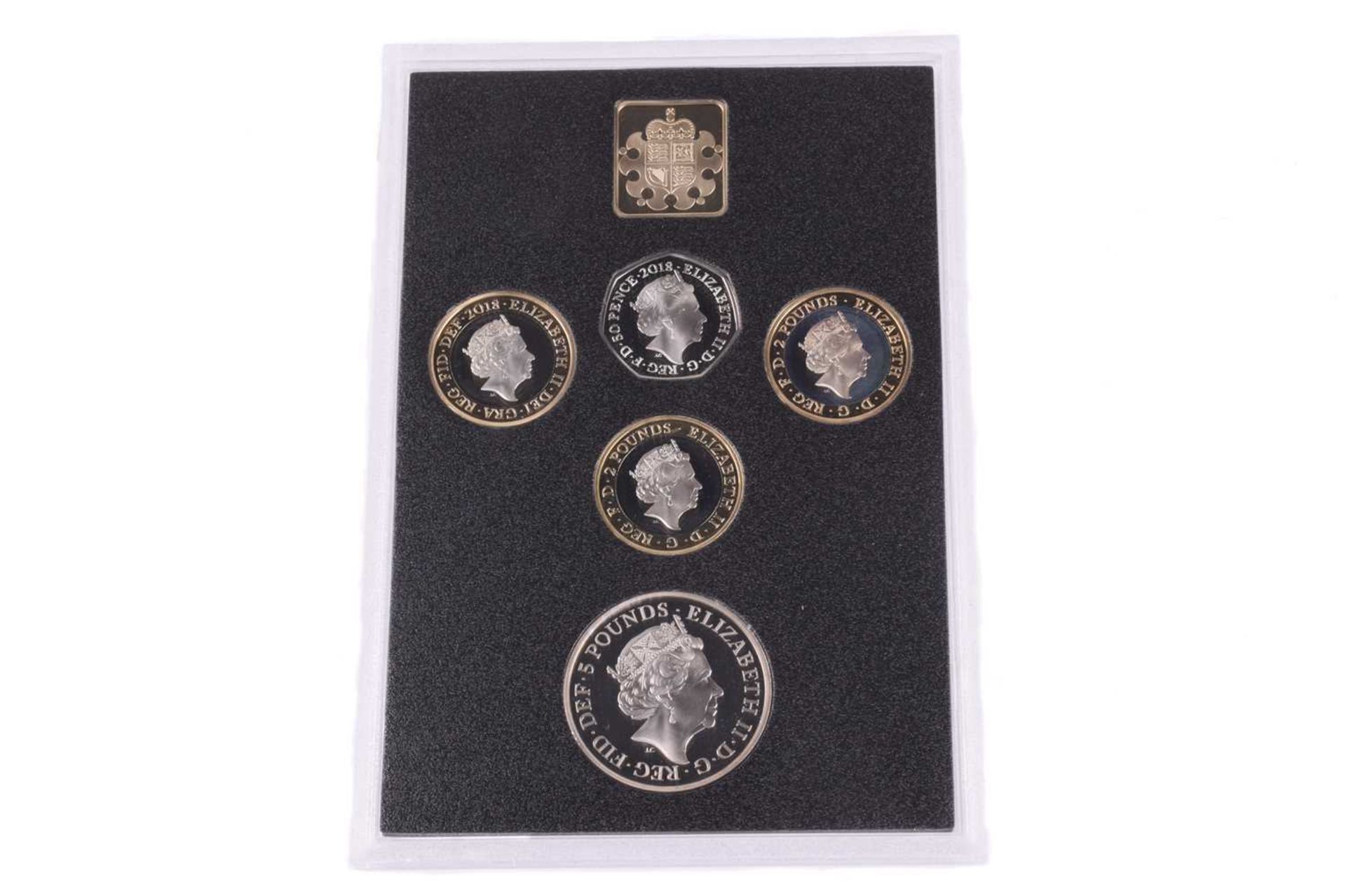 A collection of boxed Royal Mint proof coin sets to include, 2012, 2015, 2014, 2018, 2013, and - Bild 27 aus 36