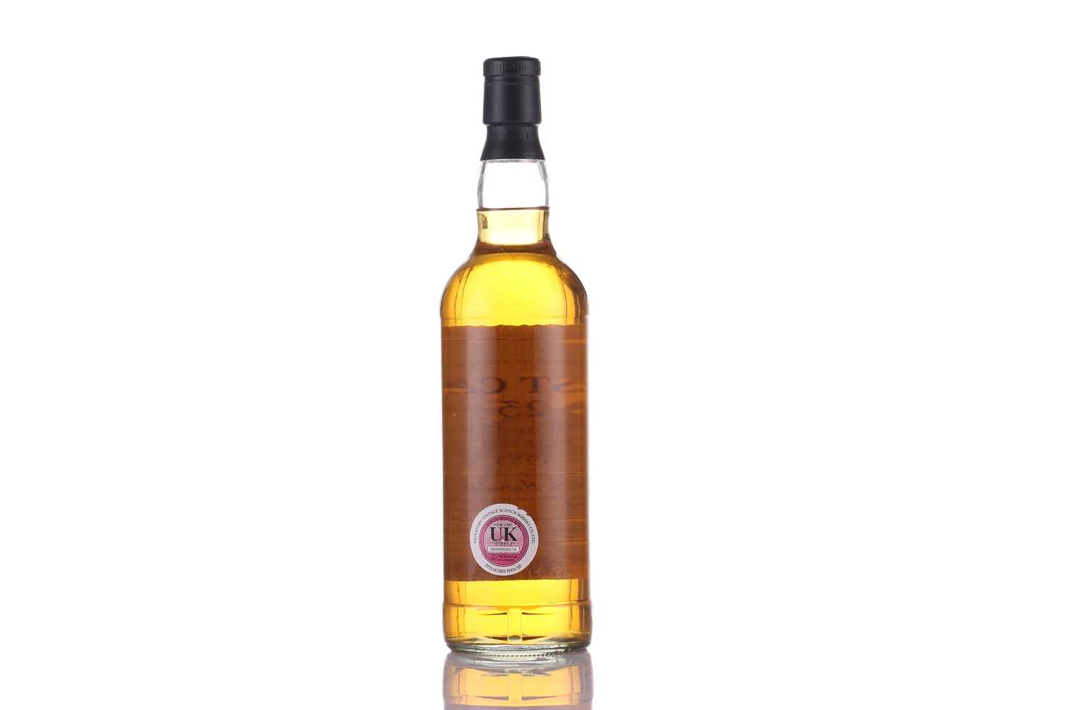 A bottle of First Cask Speyside Single Malt Scotch Whisky, 1989, Cask No. 24379, Bottle No. 403 ( - Image 3 of 7