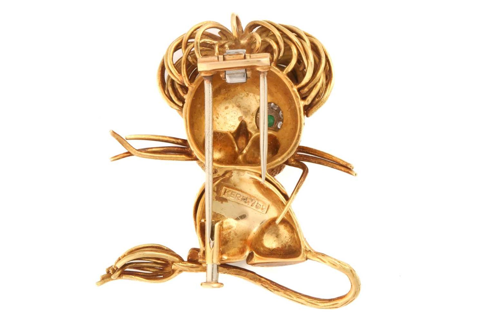 René Kern - a novelty 'Lion' brooch, the textured body adorned with wirework mane and whiskers, with - Image 2 of 2