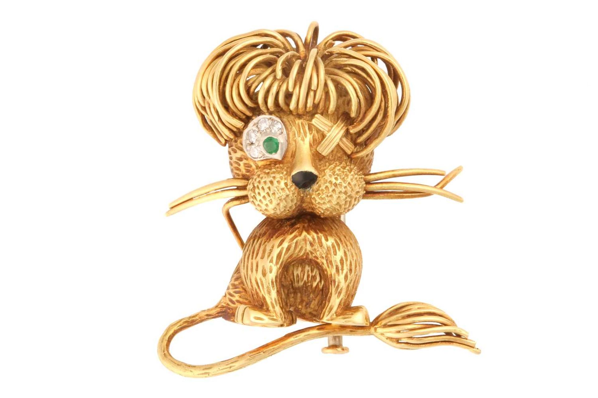 René Kern - a novelty 'Lion' brooch, the textured body adorned with wirework mane and whiskers, with