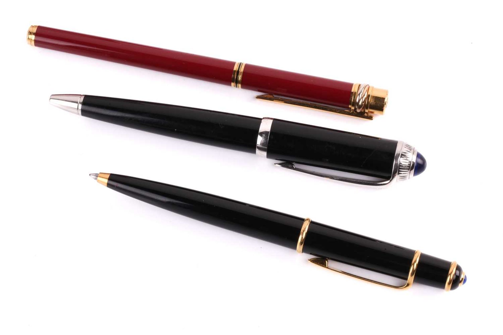 Must de Cartier - A 'Saphir' fountain pen, boxed together with a Cartier ballpoint pen and another - Image 3 of 8