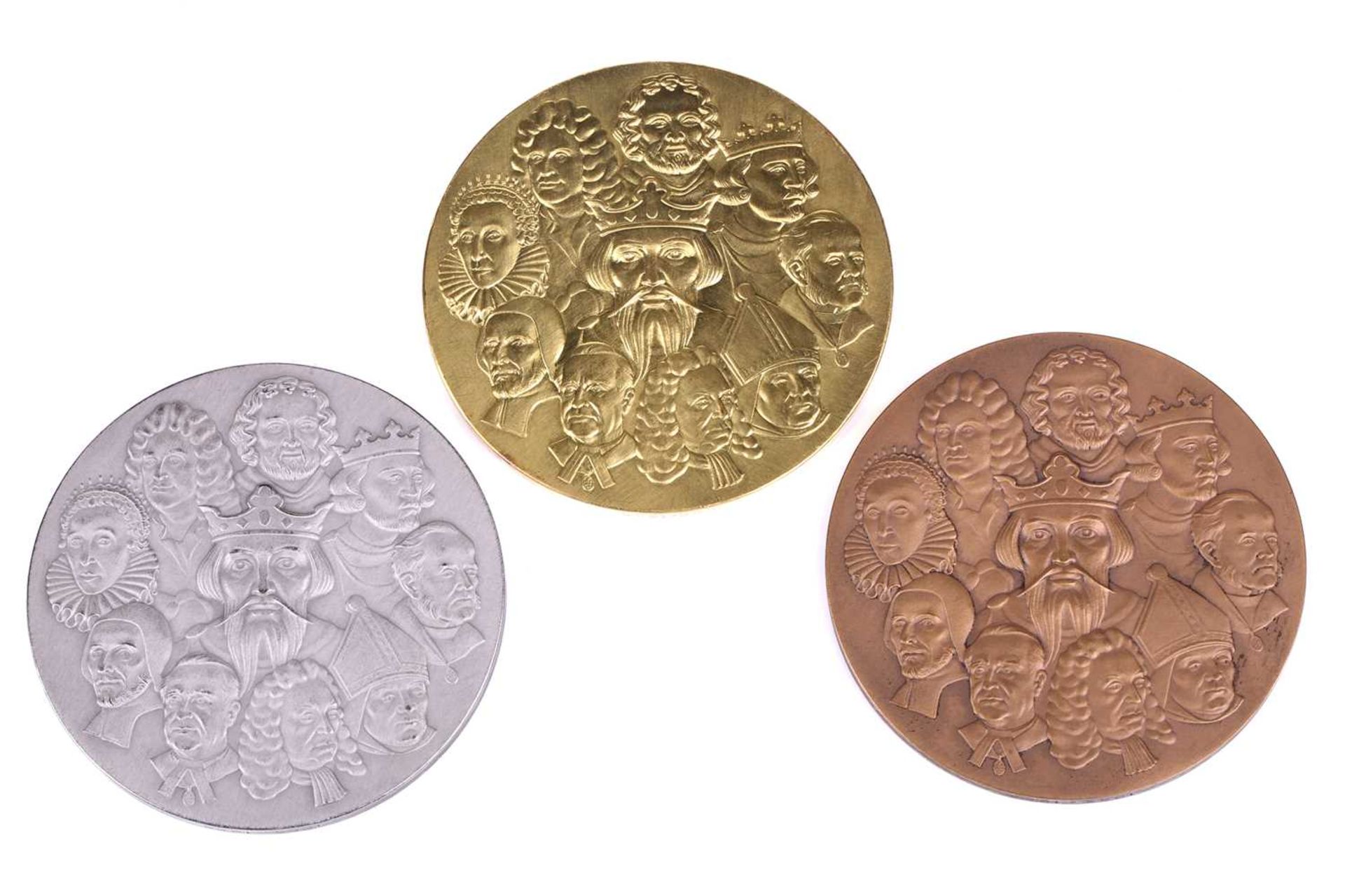 A Royal Mint commemorative three-medal set: 900 Years of Westminster Abbey (1065-1965), in 22ct - Image 7 of 7