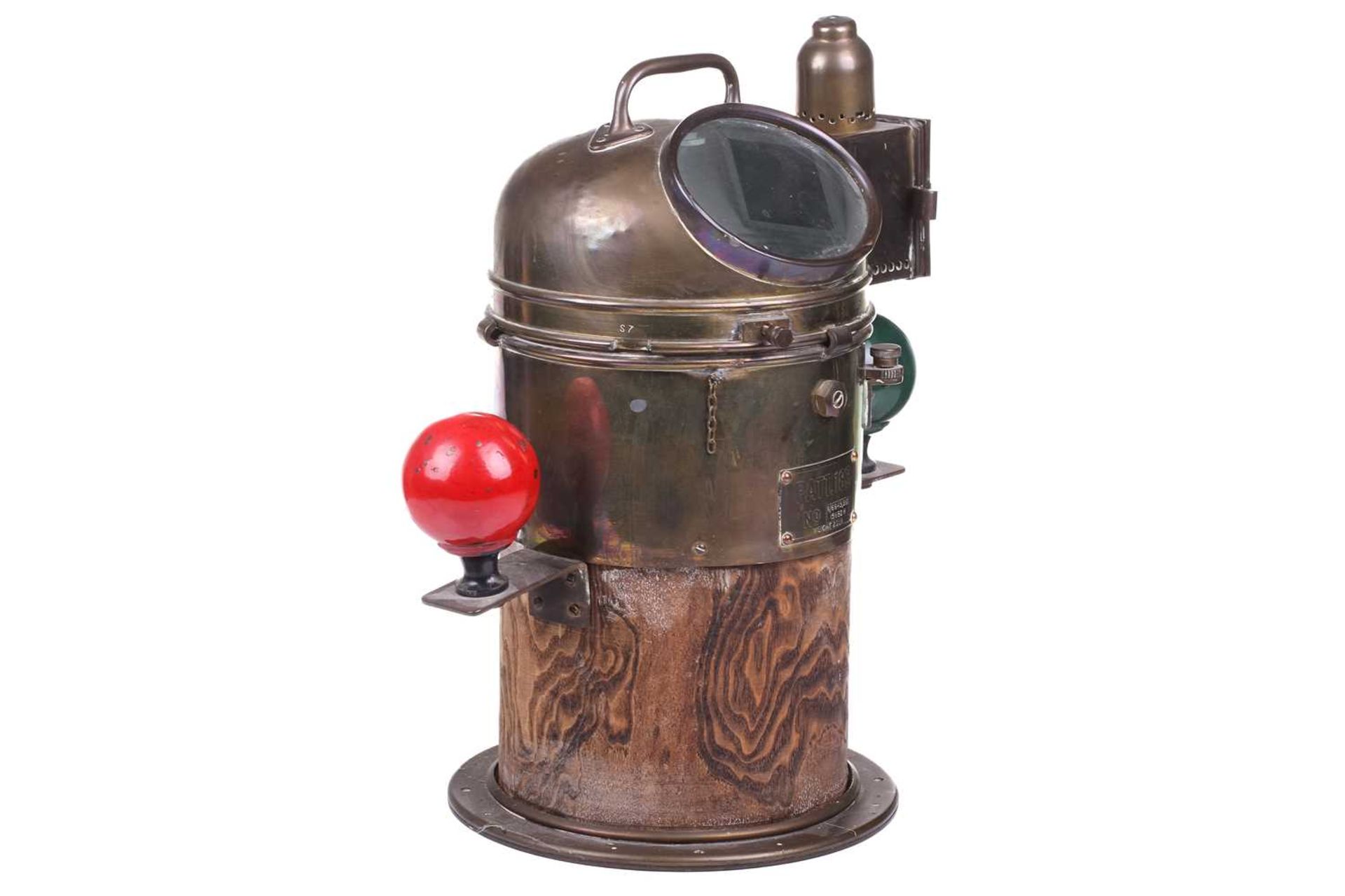 An early 20th-century Royal Navy (Lifeboat?) brass Patt.183 binnacle and liquid-damped compass - Image 2 of 13