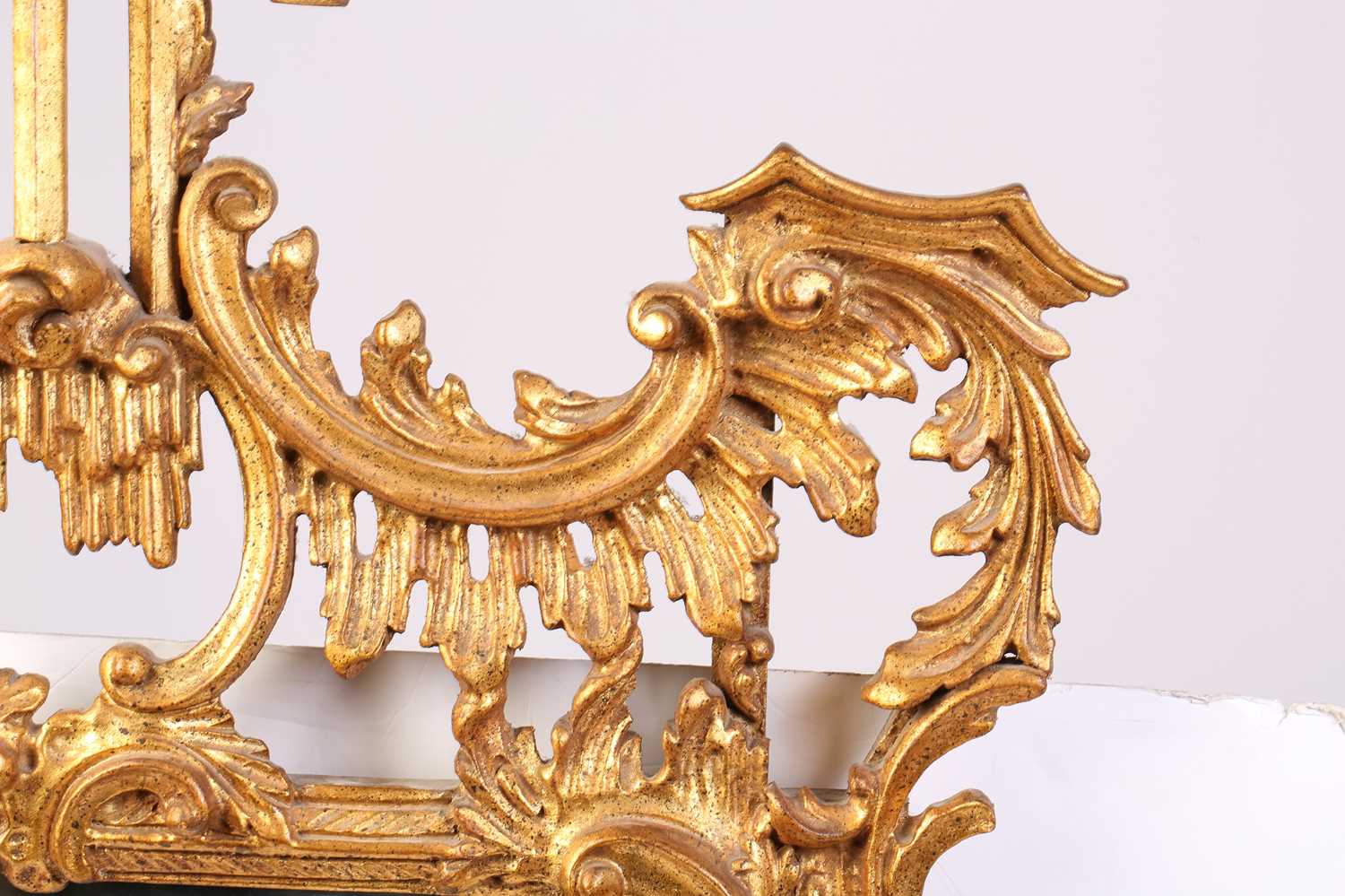 A 'Chinese Chippendale' style carved and giltwood wall mirror, late 20th century, with pagoda - Image 4 of 11