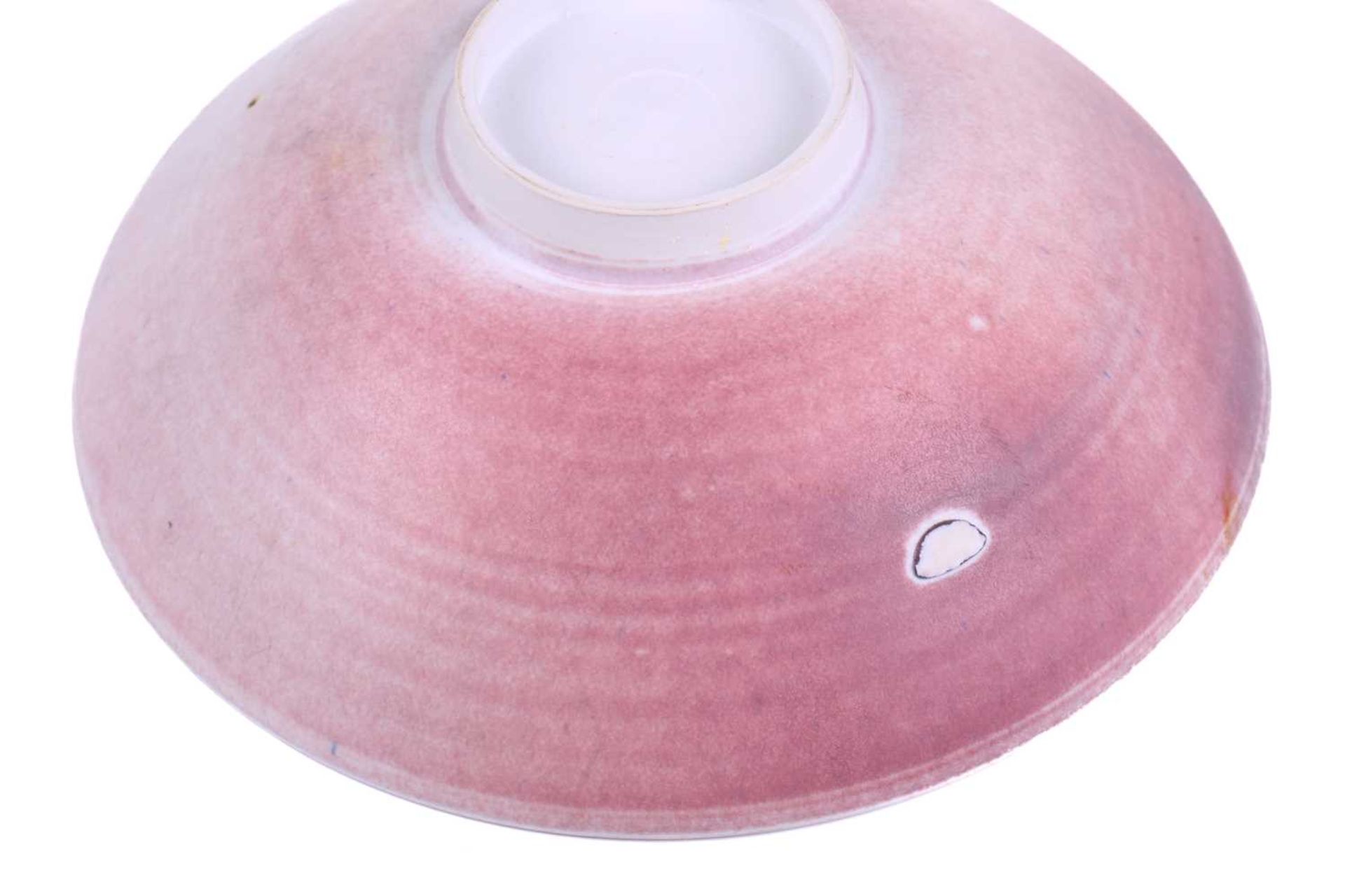 Mary Rich (1940-2022), a circular porcelain footed bowl, with red copper glaze, 8.5 cm high x 26.5 - Bild 4 aus 15