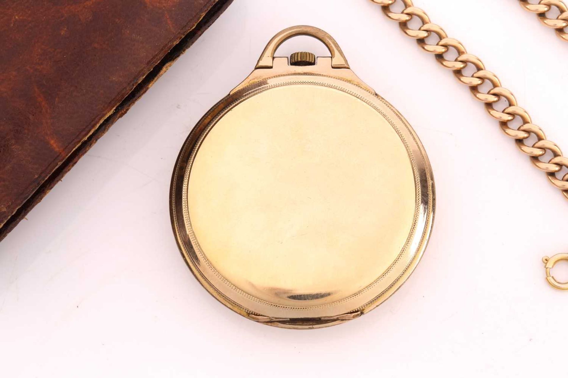 A 9ct watch chain and gold plated pocket watch in leather case, featuring a keyless wound gold - Image 8 of 12